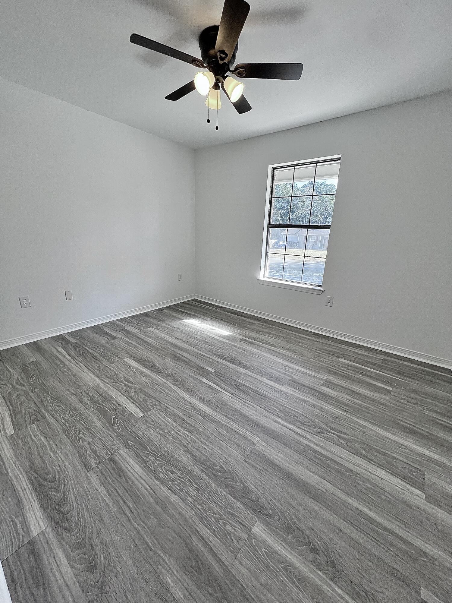 EAST BAY RIVER ESTATES 2ND ADDN - Residential