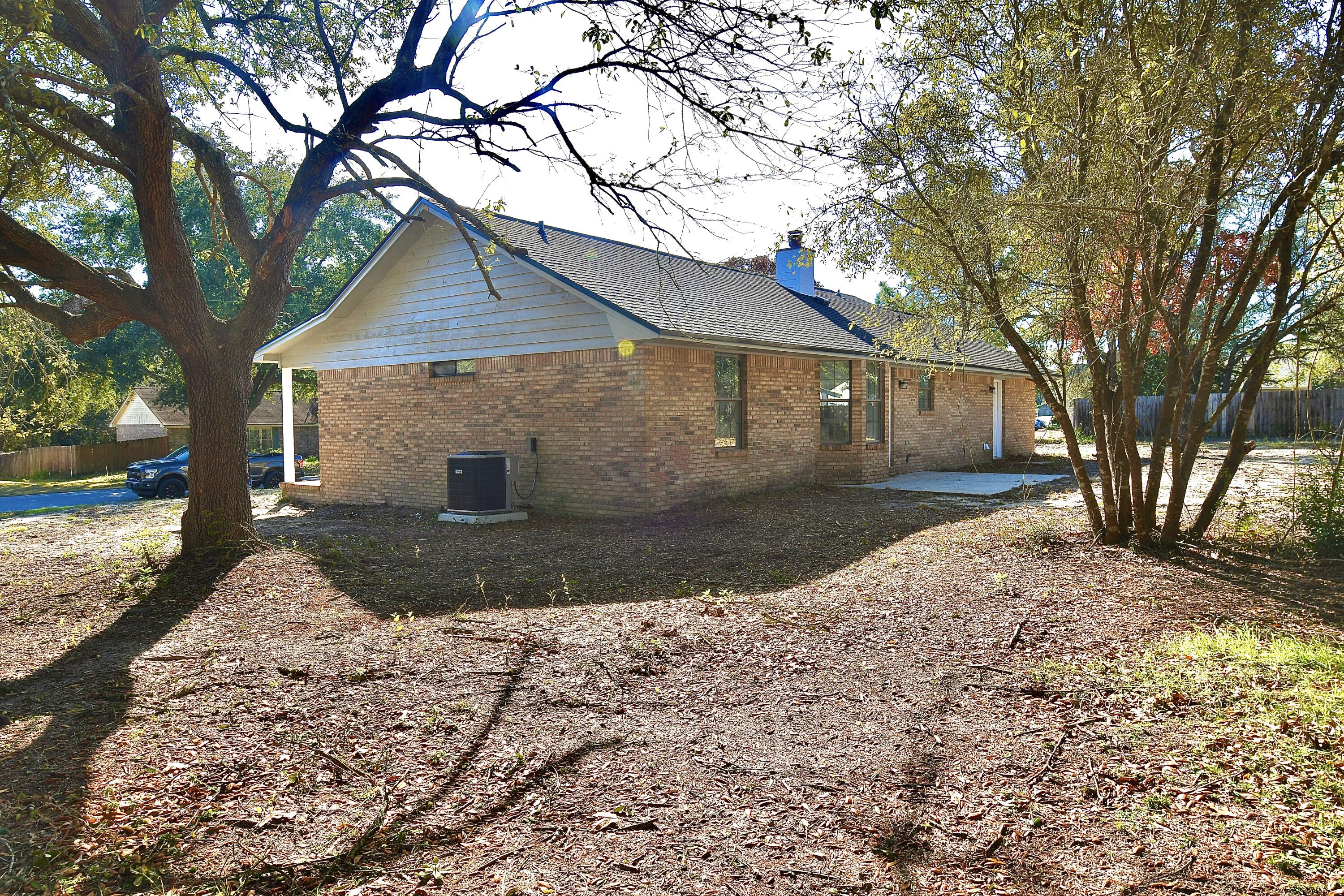 EAST BAY RIVER ESTATES 2ND ADDN - Residential