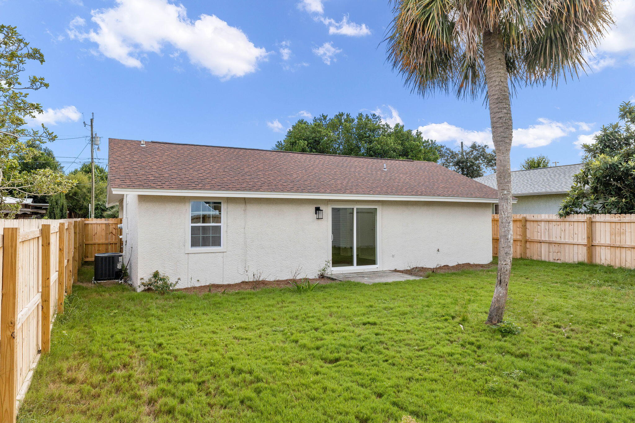 RIVIERA BEACH - Residential