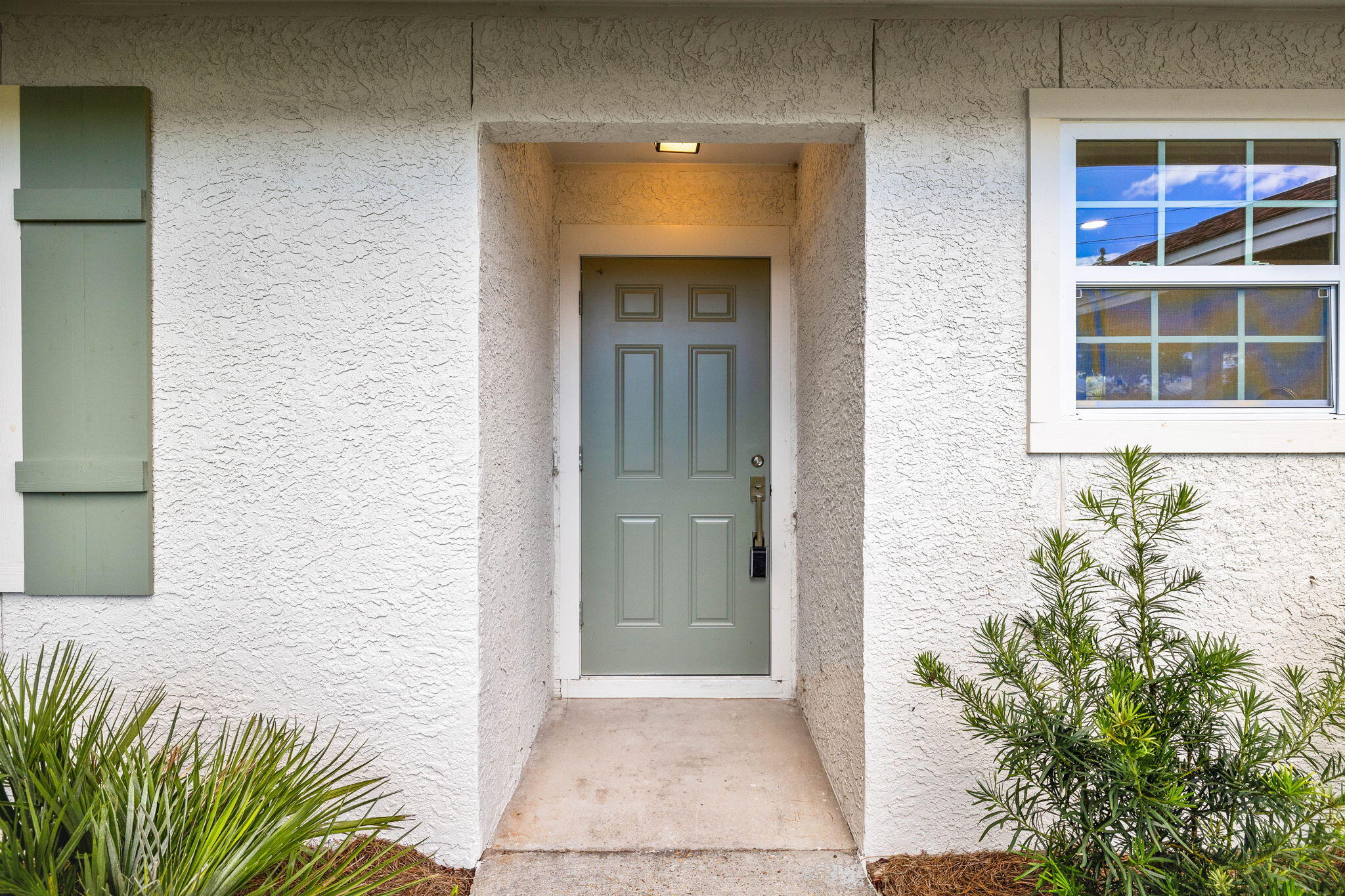 RIVIERA BEACH - Residential