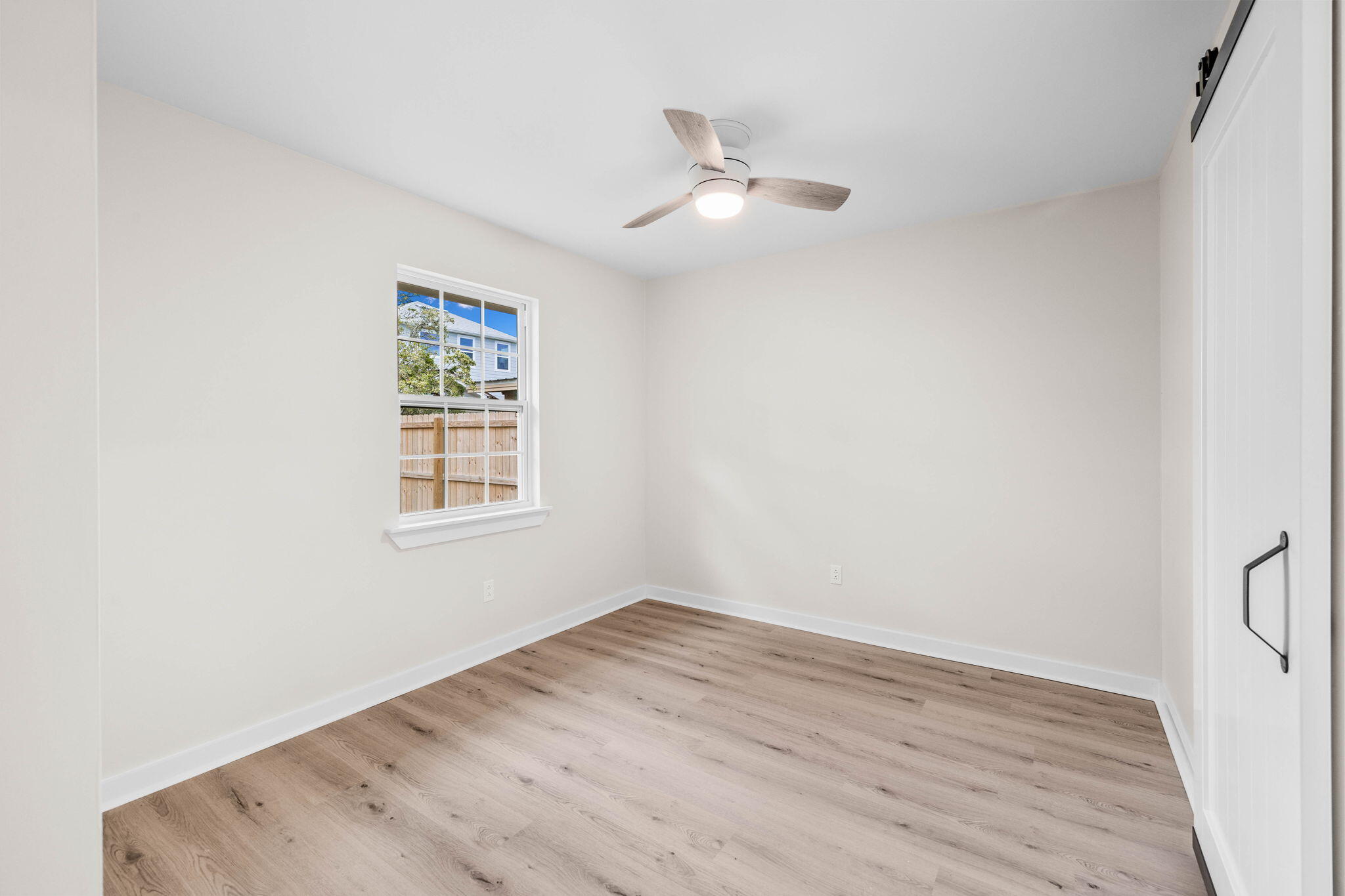 RIVIERA BEACH - Residential