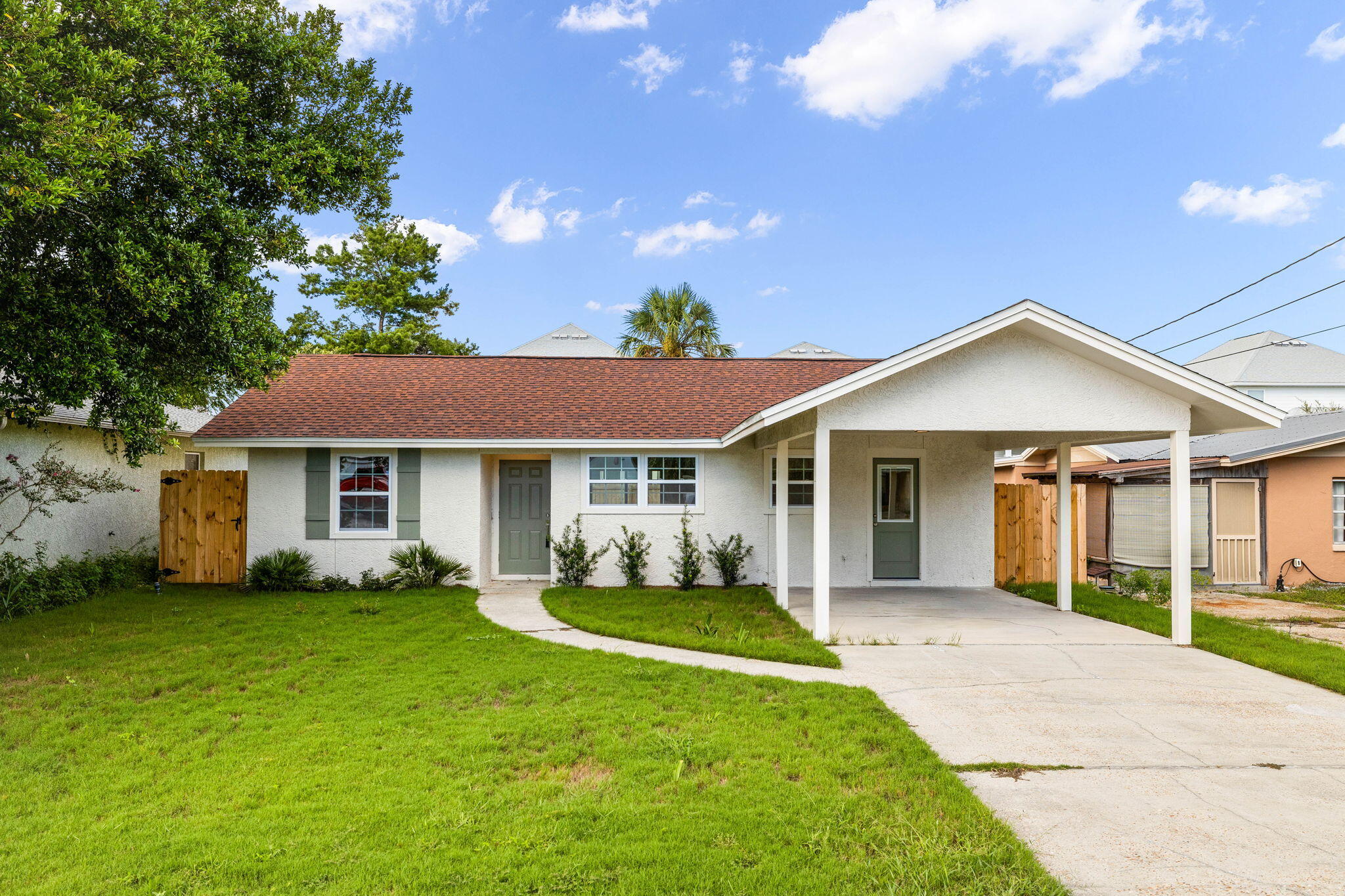 RIVIERA BEACH - Residential