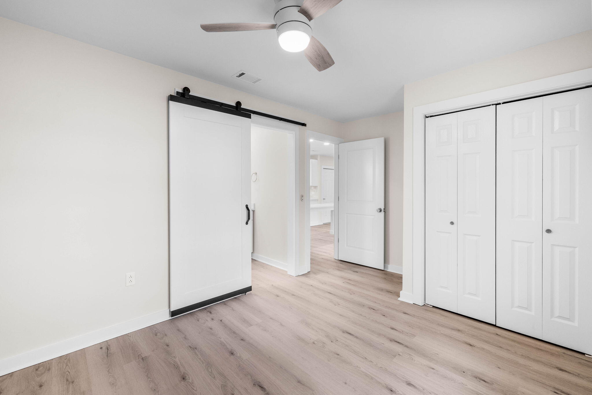 RIVIERA BEACH - Residential
