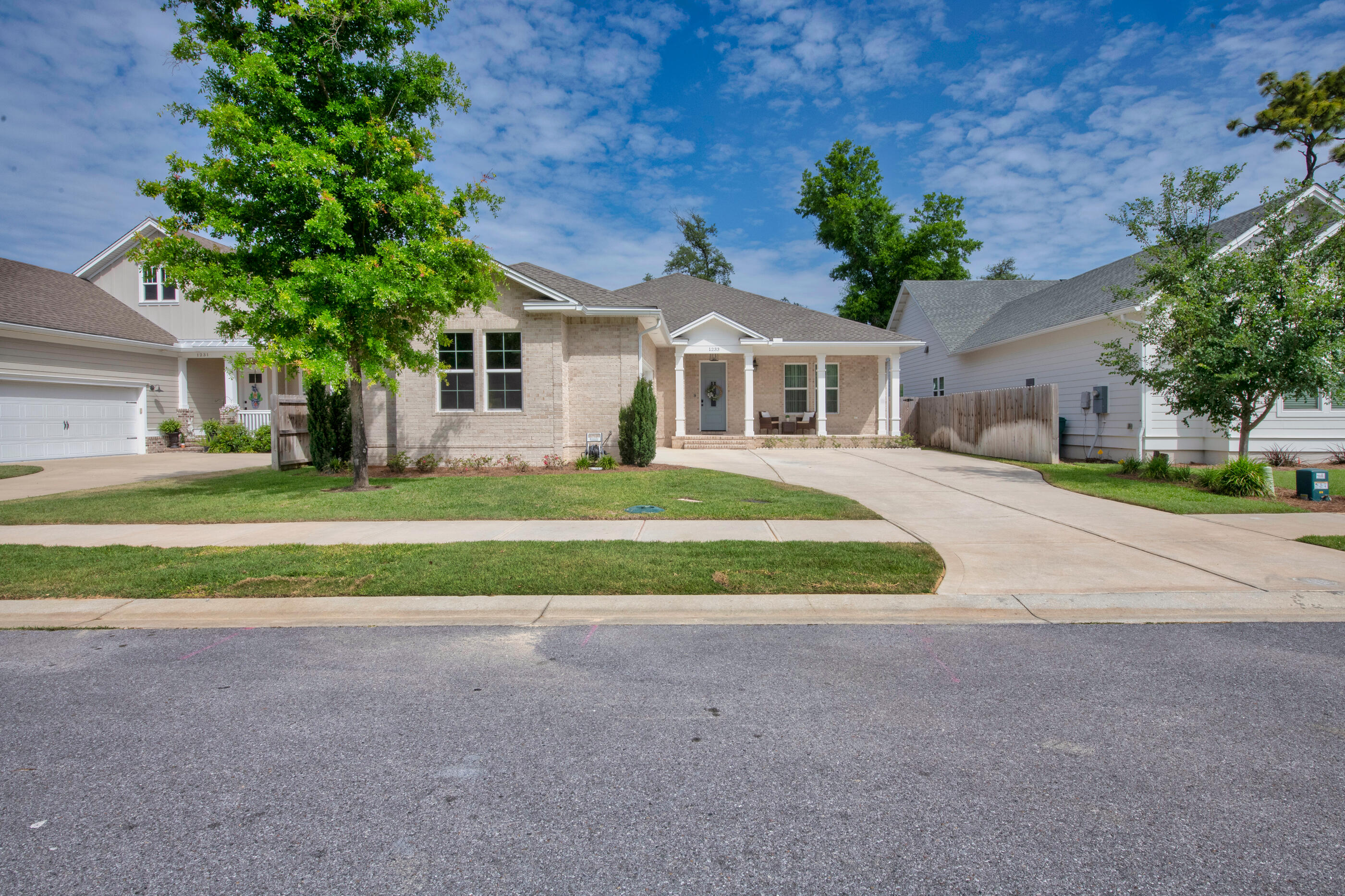 Deer Moss Creek - Residential