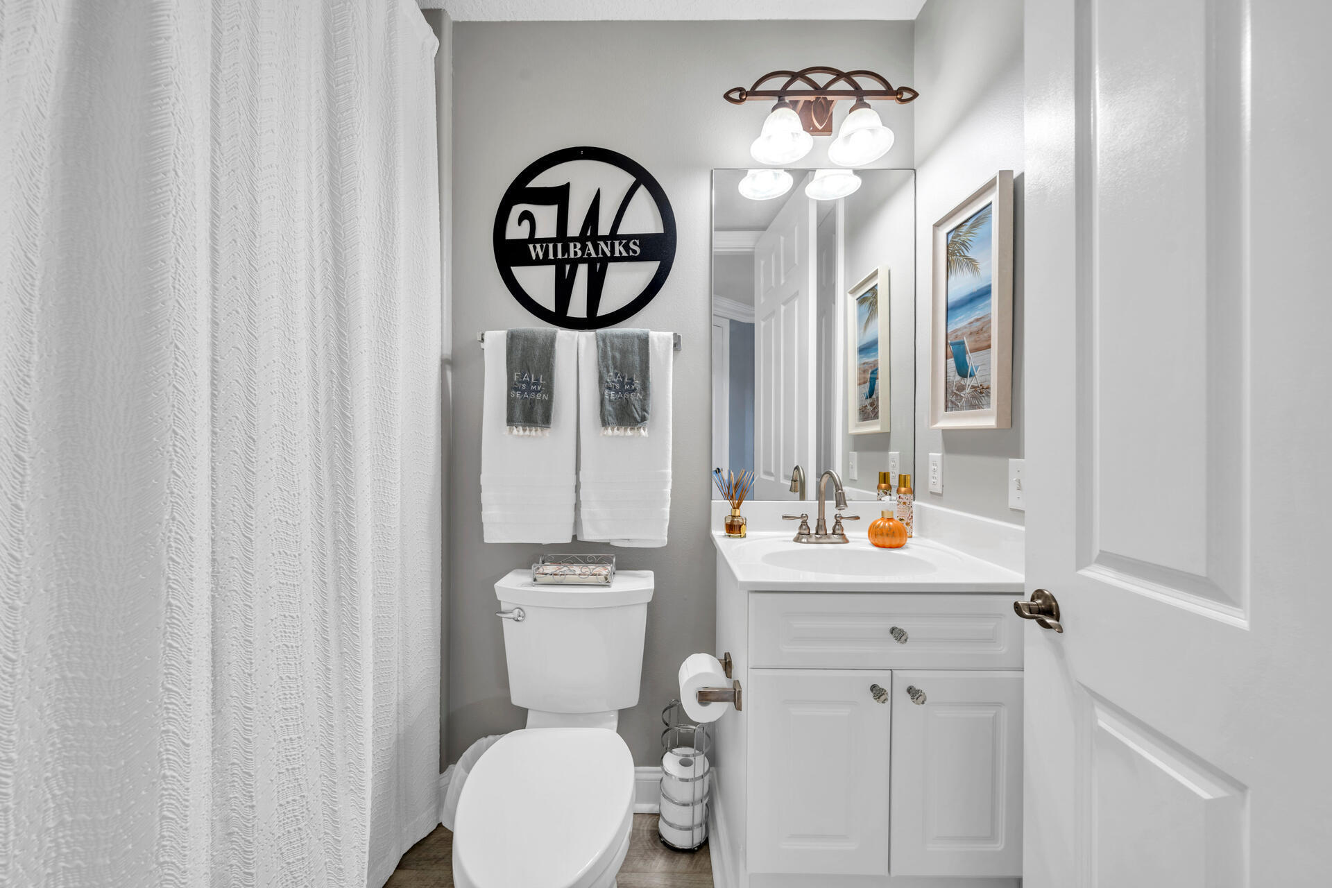 TRANQUIL HARBOR - Residential