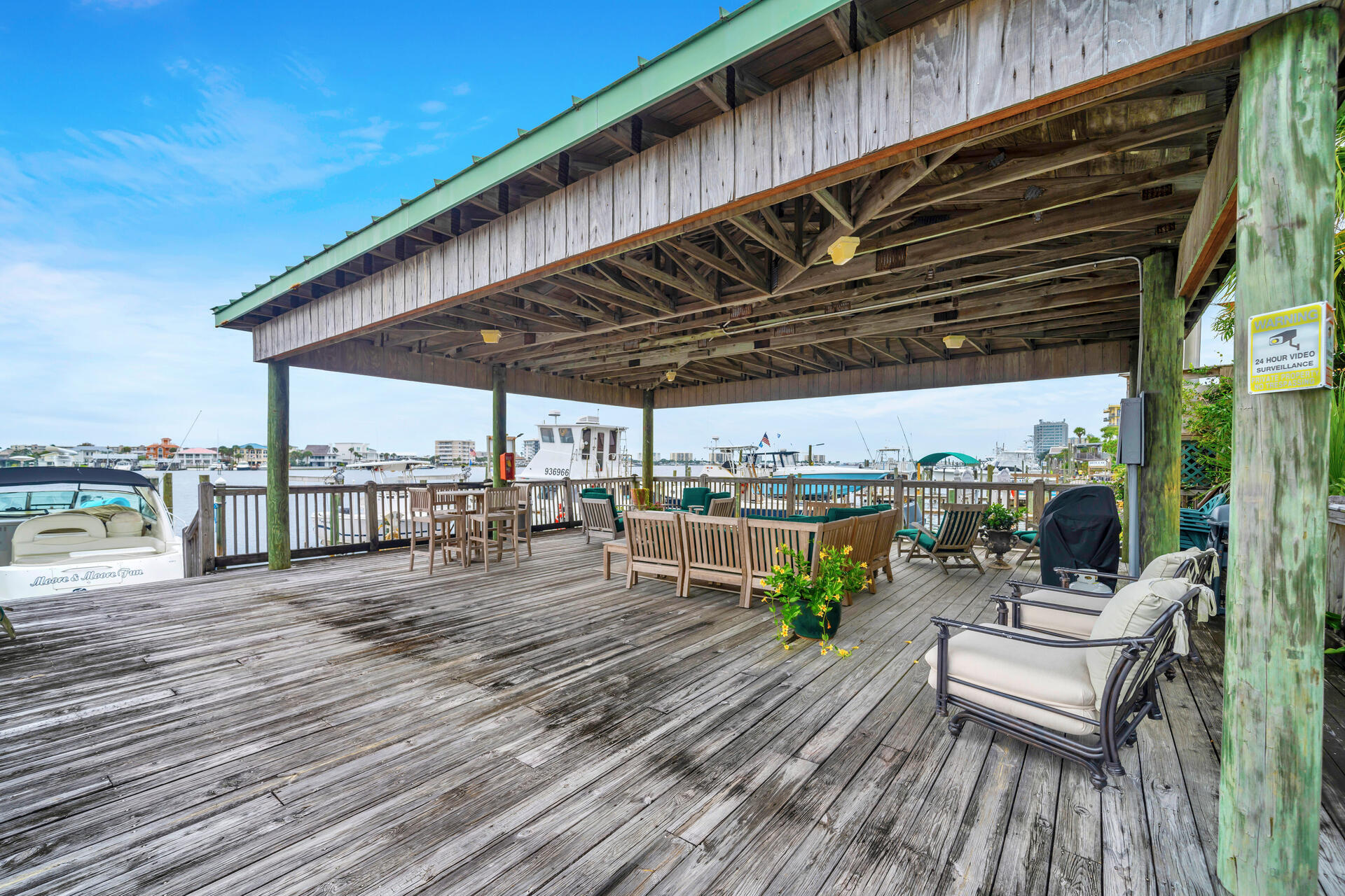 TRANQUIL HARBOR - Residential