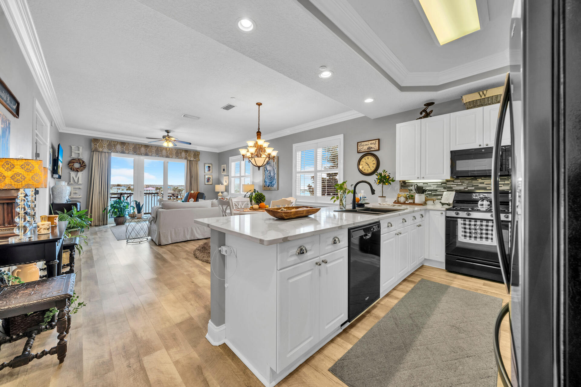 TRANQUIL HARBOR - Residential