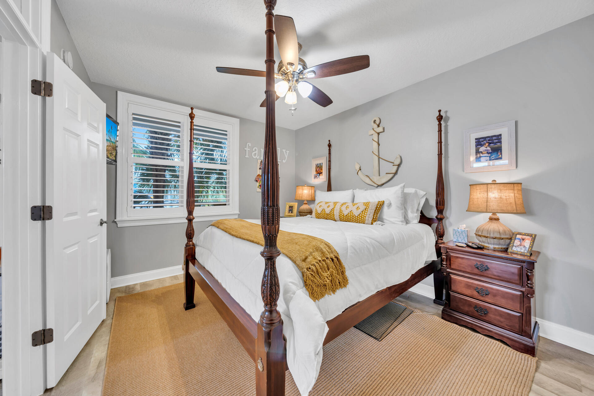 TRANQUIL HARBOR - Residential