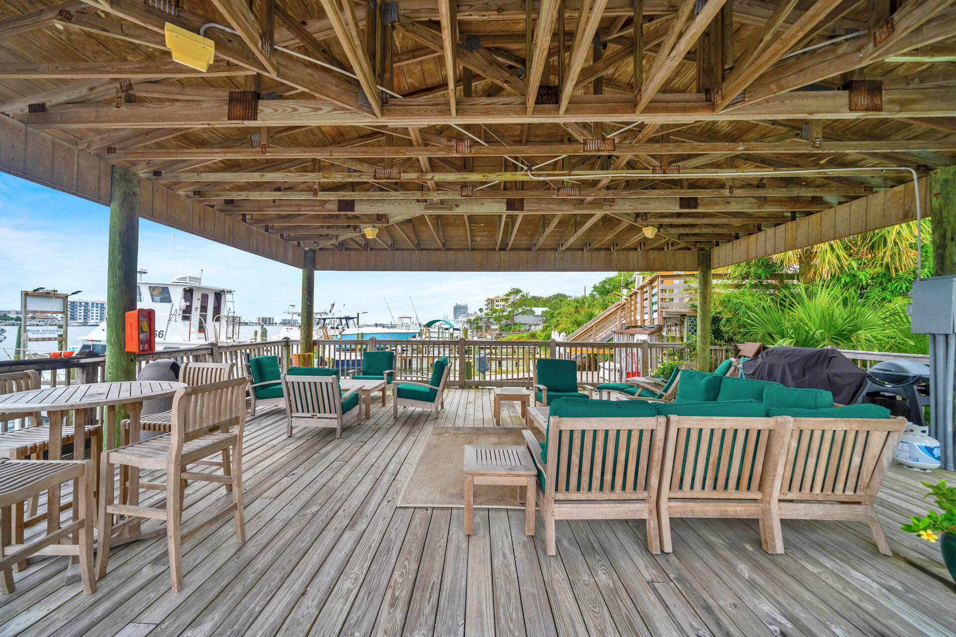 TRANQUIL HARBOR - Residential