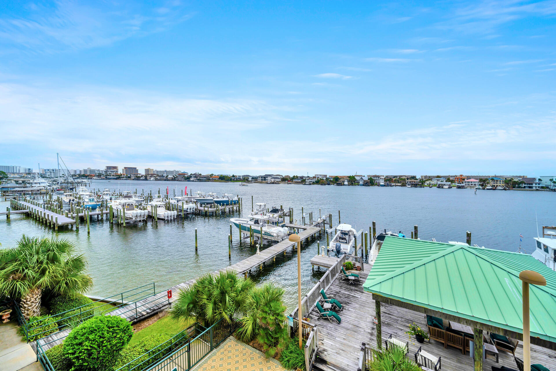 TRANQUIL HARBOR - Residential
