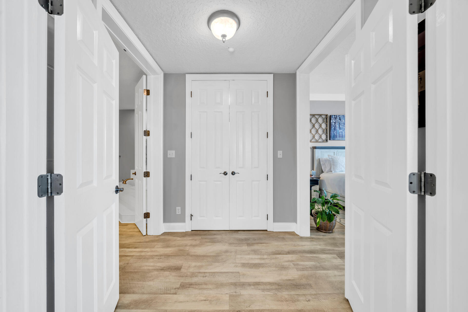 TRANQUIL HARBOR - Residential