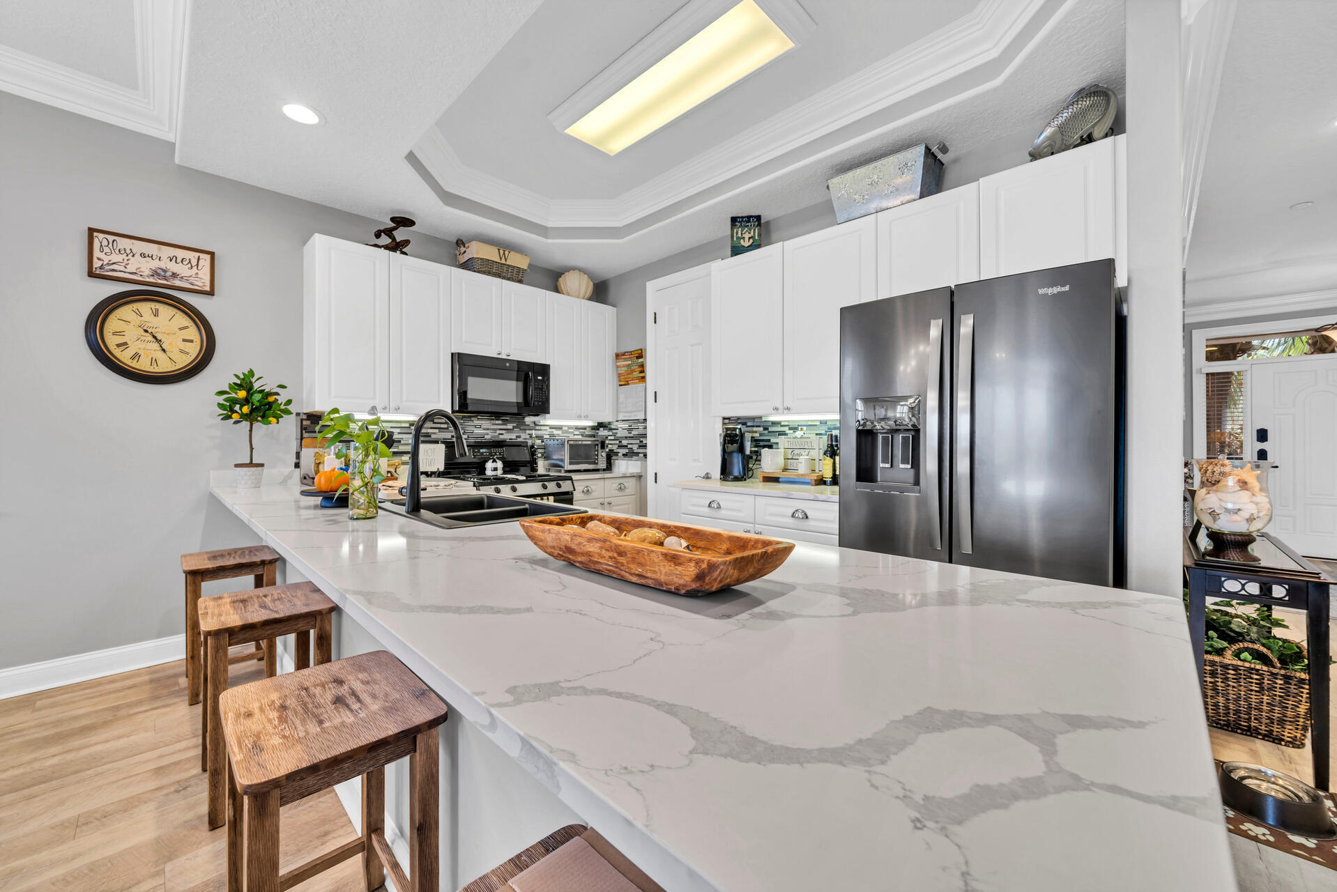 TRANQUIL HARBOR - Residential