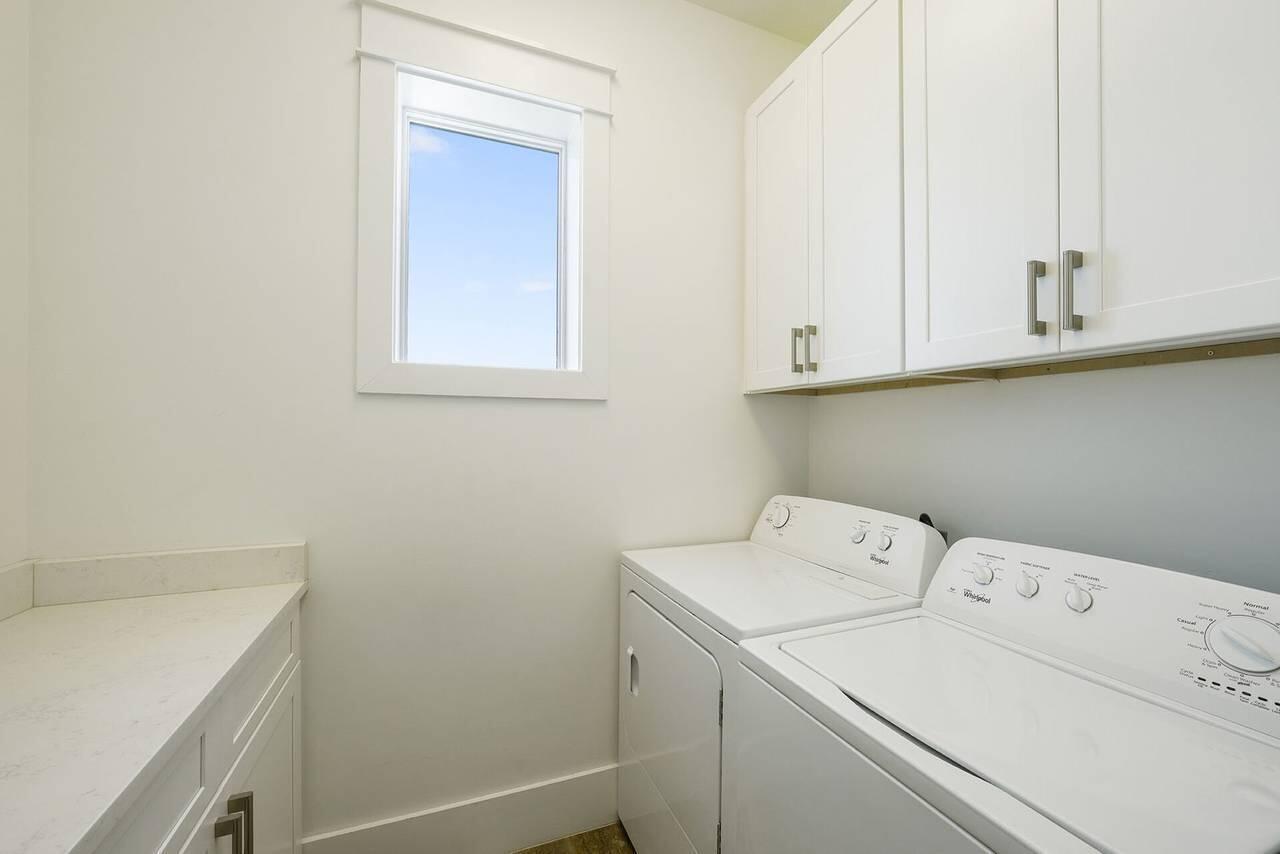 BEACH HIGHLAND - Residential