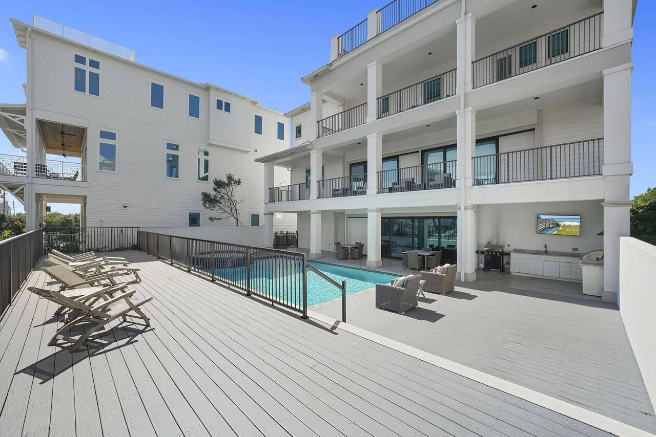 BEACH HIGHLAND - Residential
