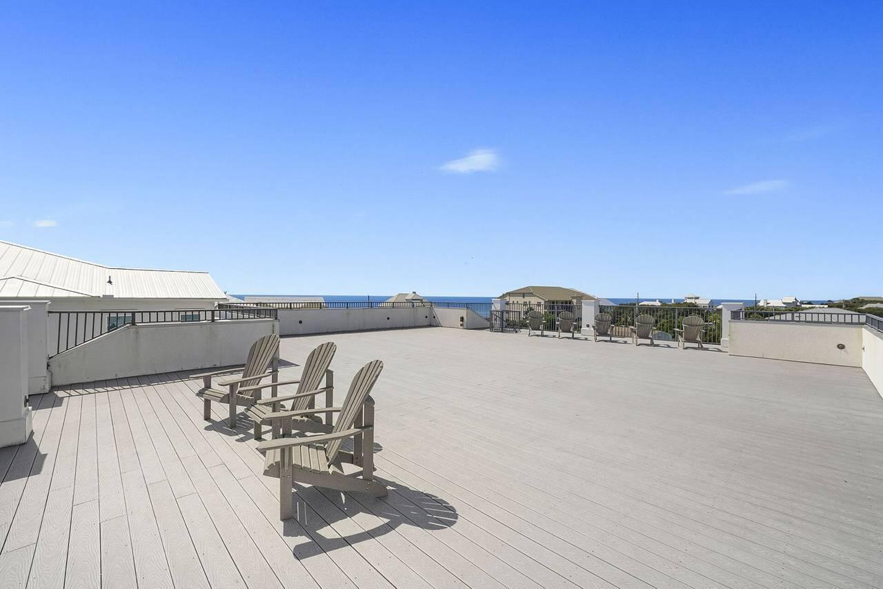 BEACH HIGHLAND - Residential