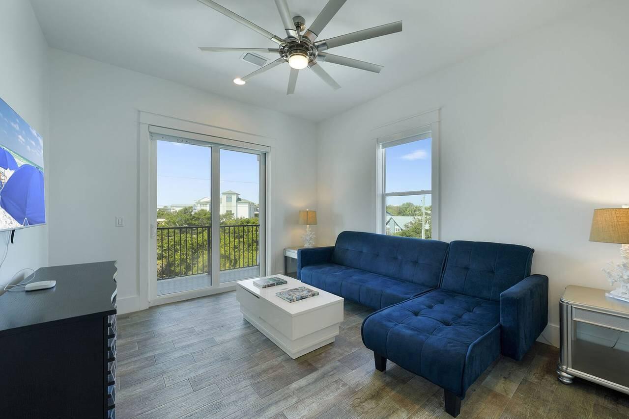 BEACH HIGHLAND - Residential