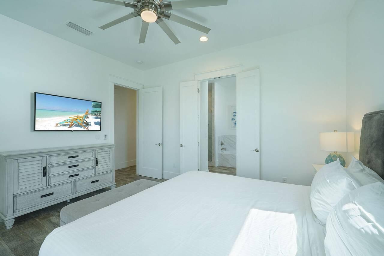BEACH HIGHLAND - Residential