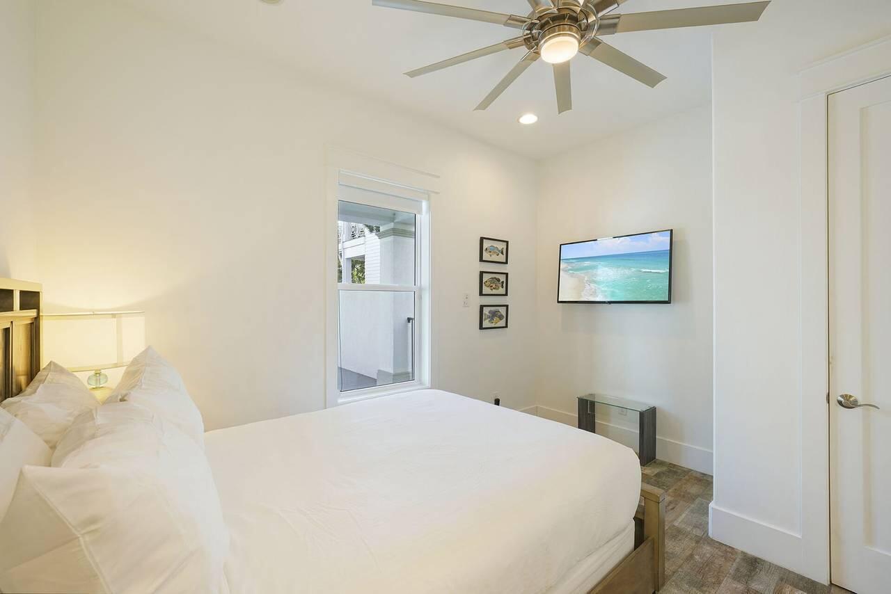 BEACH HIGHLAND - Residential