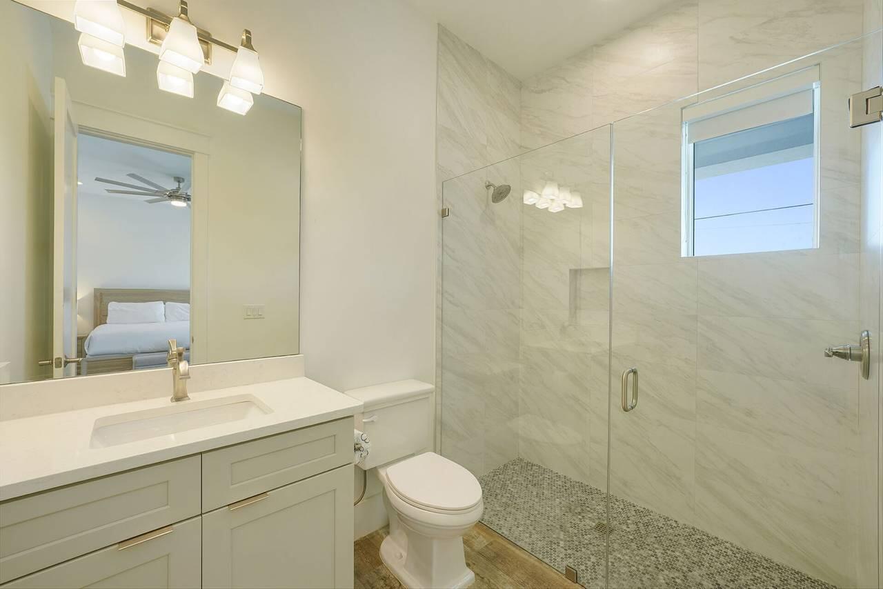 BEACH HIGHLAND - Residential