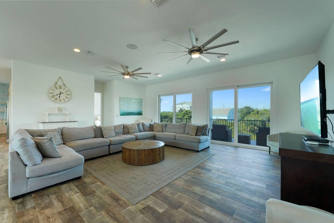 BEACH HIGHLAND - Residential