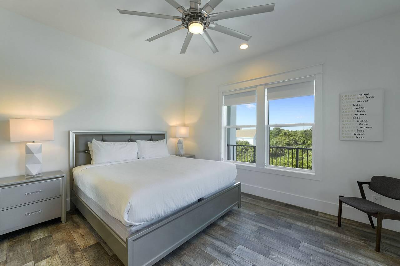 BEACH HIGHLAND - Residential