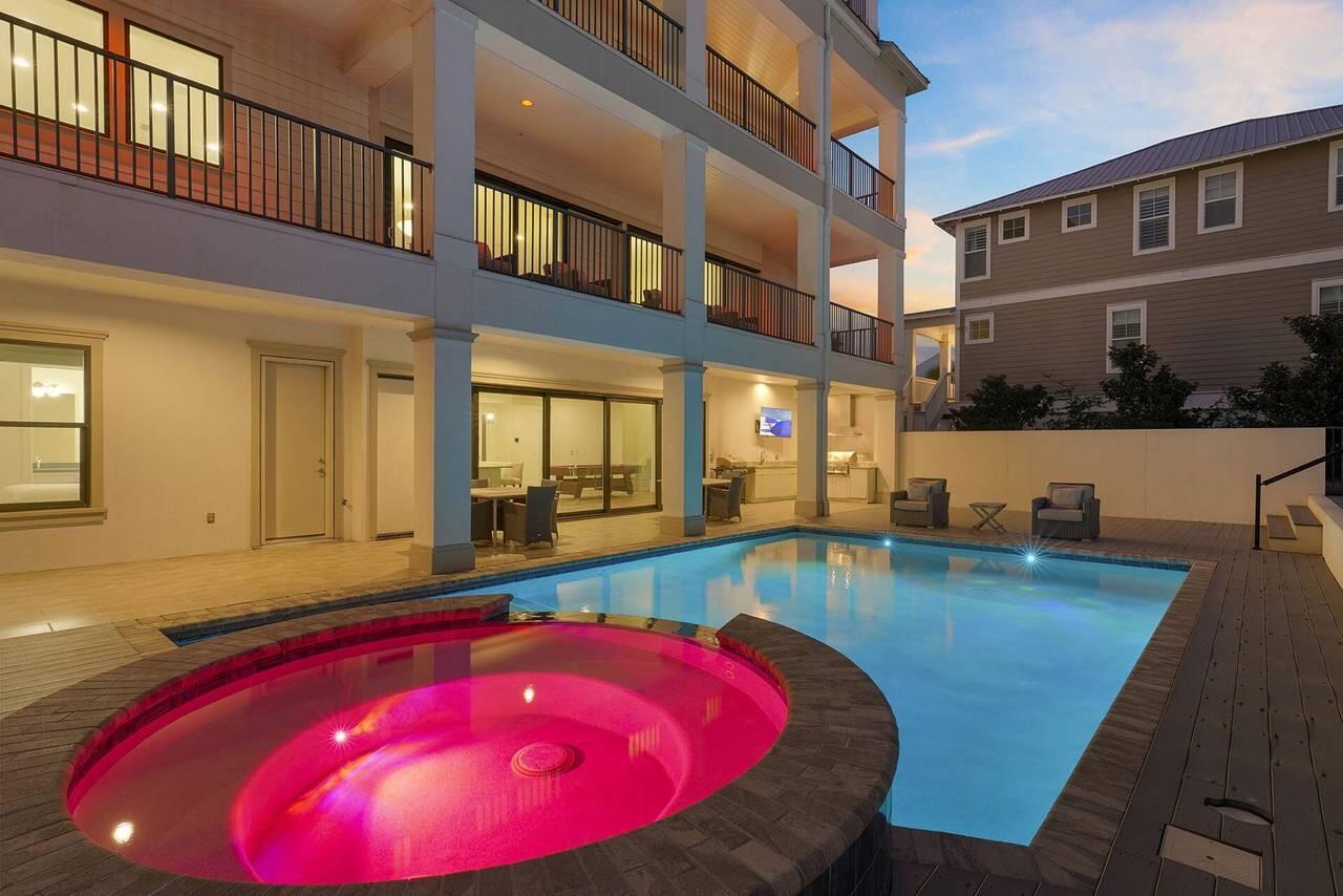 BEACH HIGHLAND - Residential
