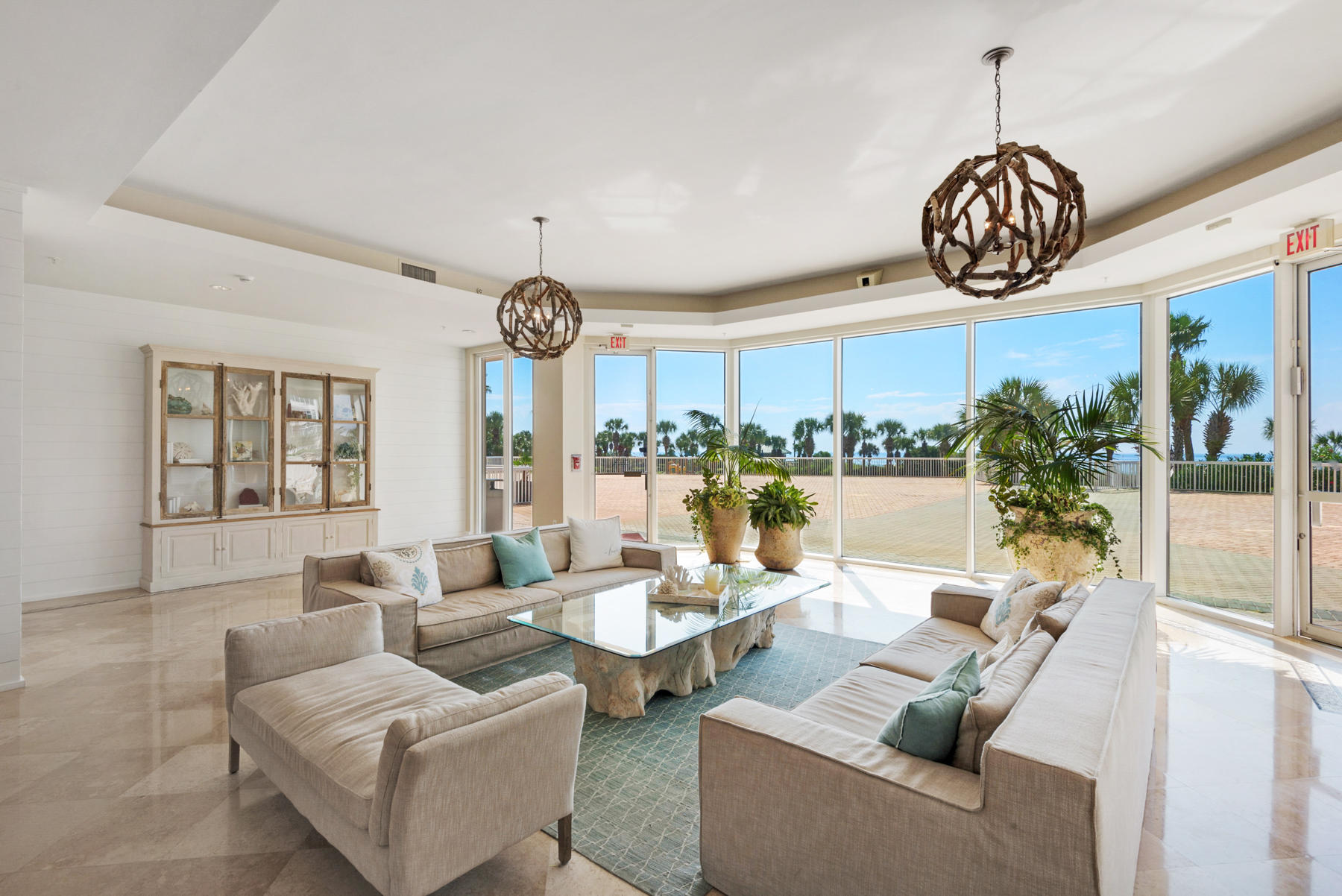 ST. MAARTEN AT SILVER SHELLS - Residential