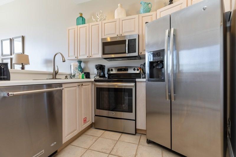 ST. MAARTEN AT SILVER SHELLS - Residential