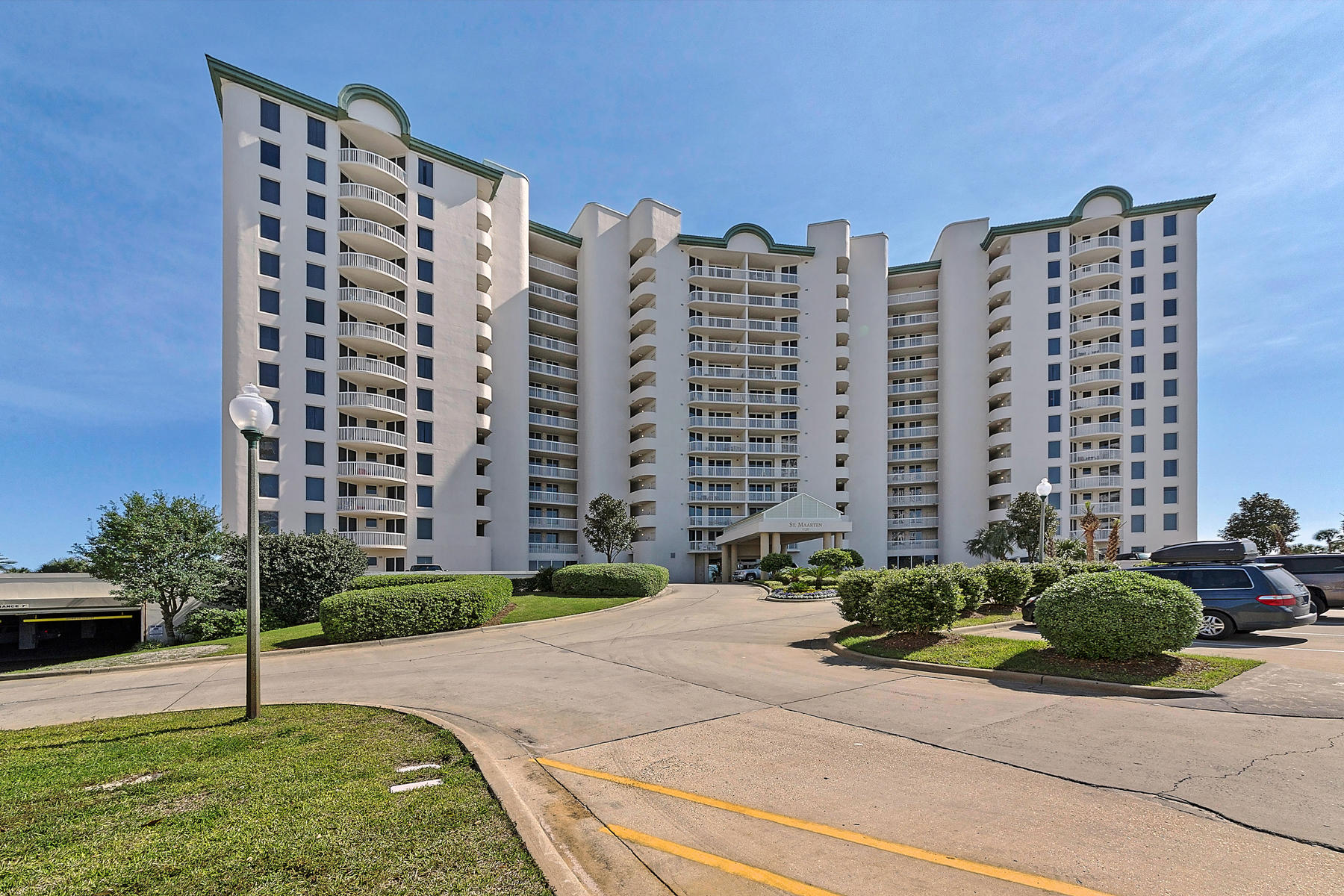 ST. MAARTEN AT SILVER SHELLS - Residential