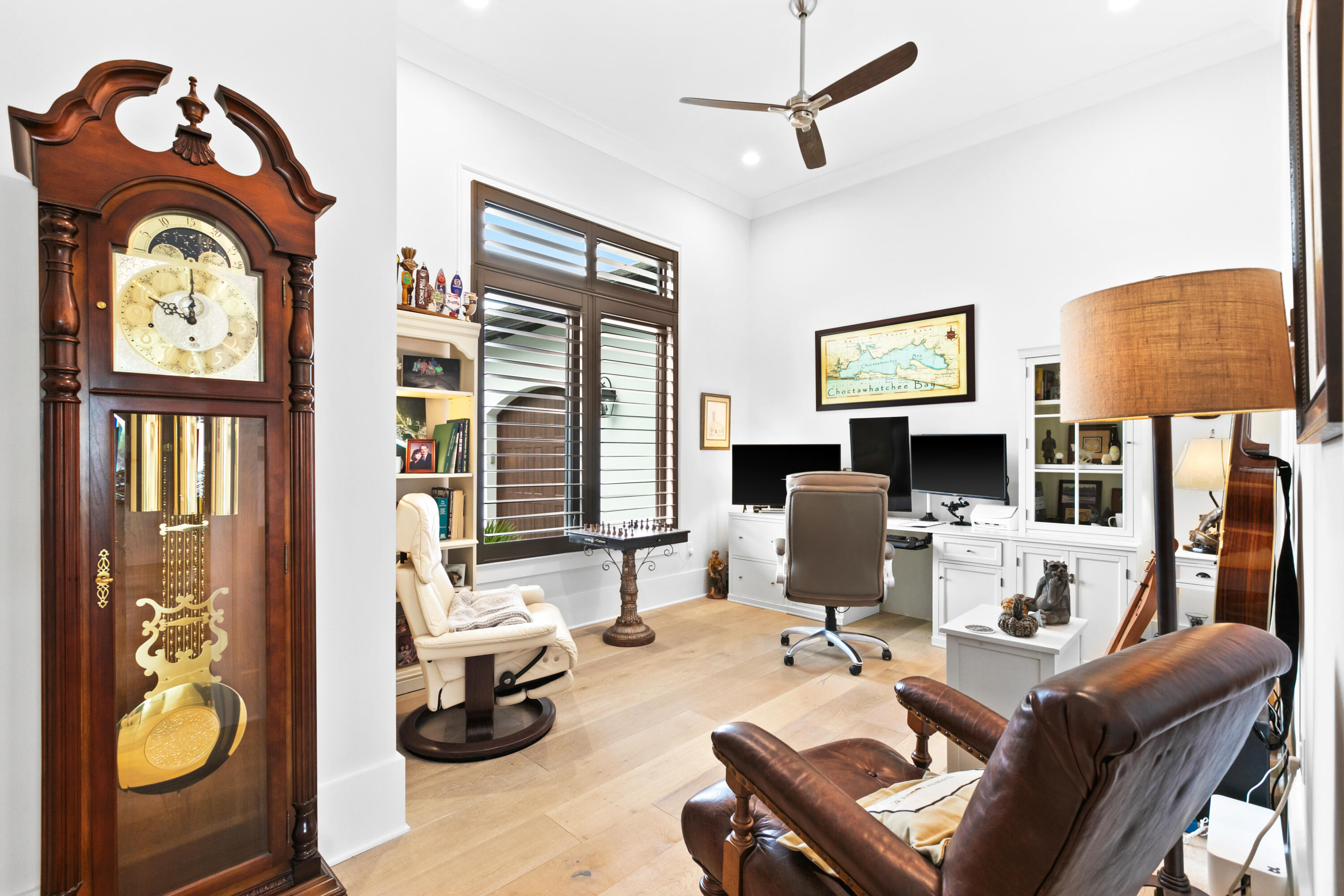 BURNT PINE - Residential