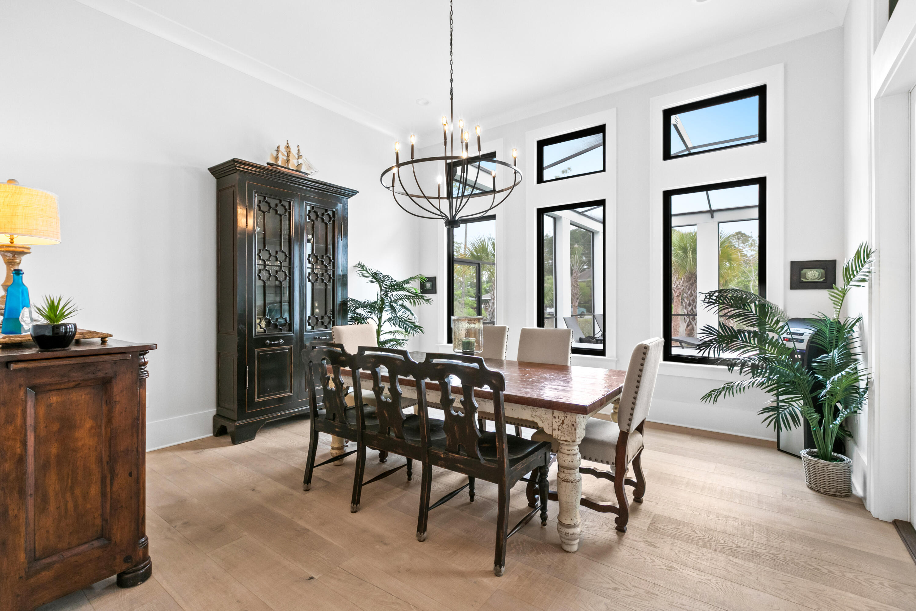 BURNT PINE - Residential