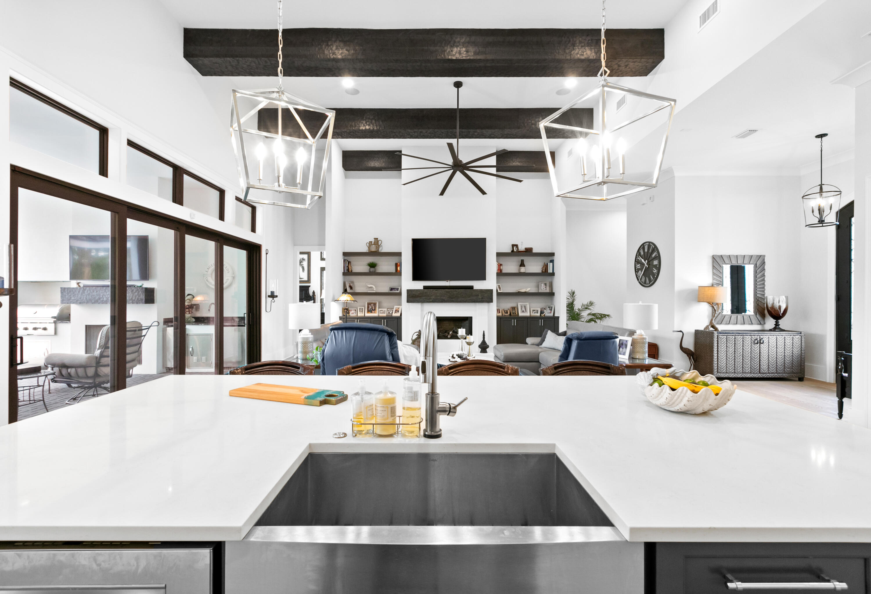 BURNT PINE - Residential