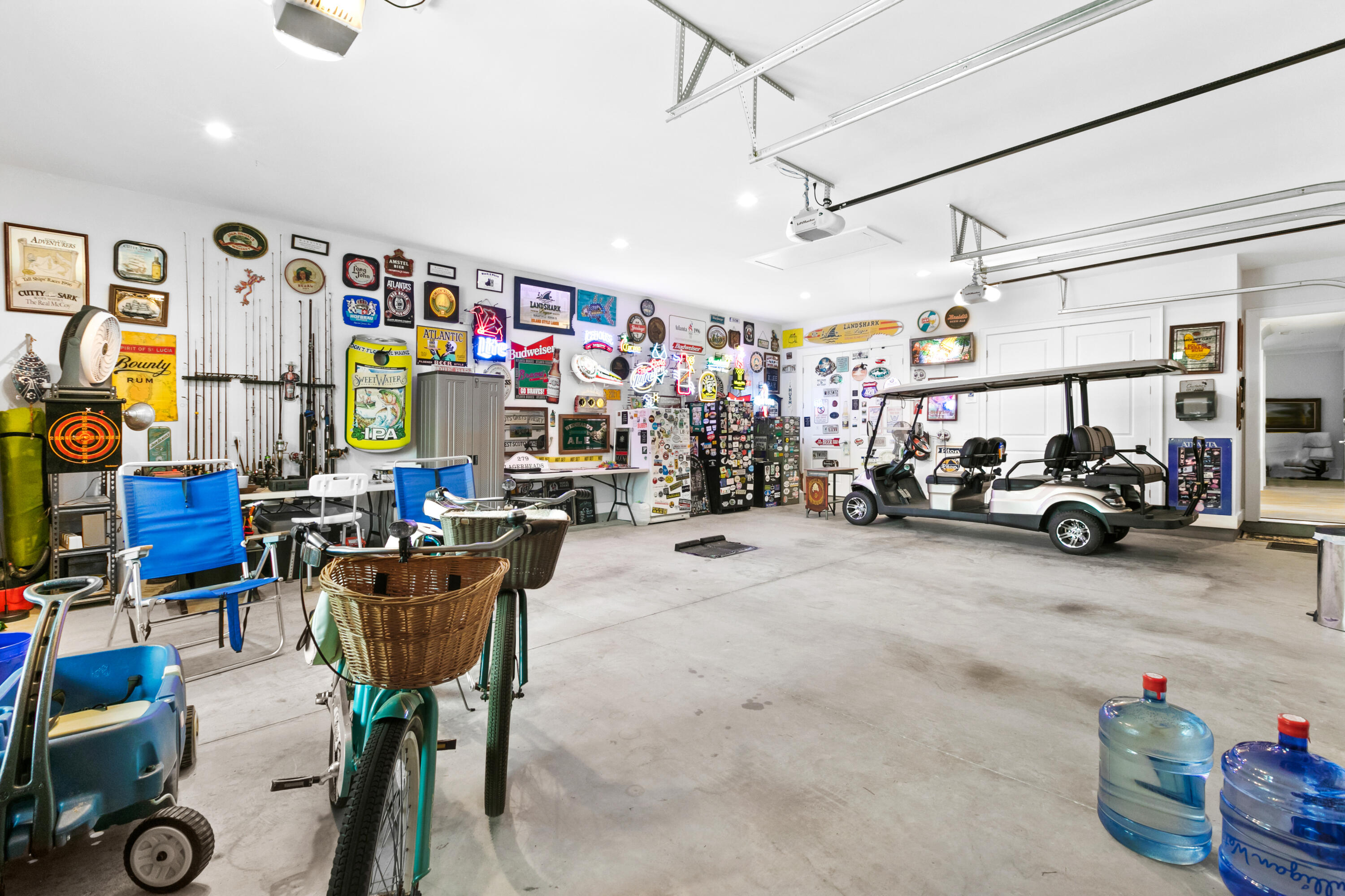 BURNT PINE - Residential