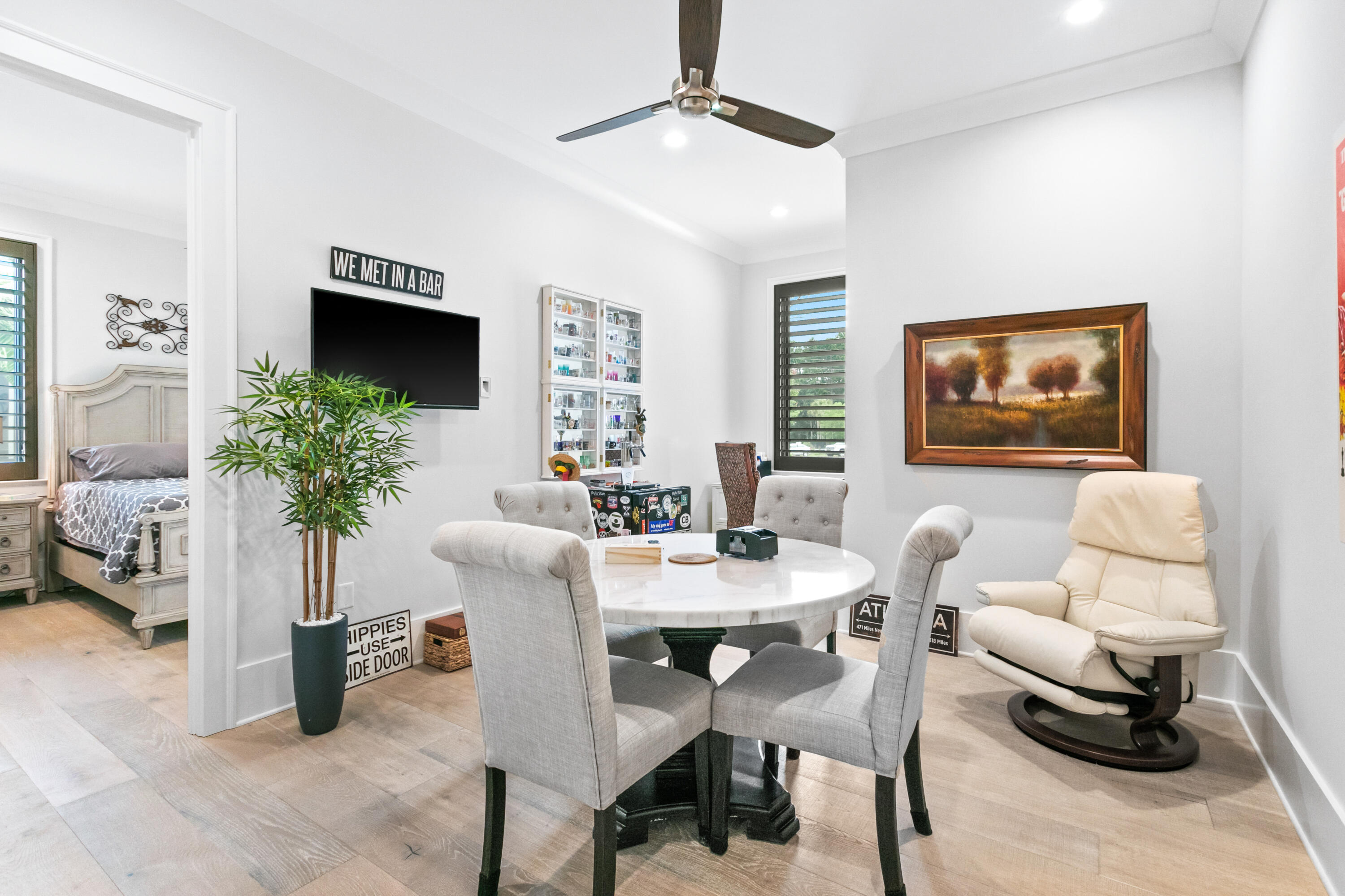 BURNT PINE - Residential