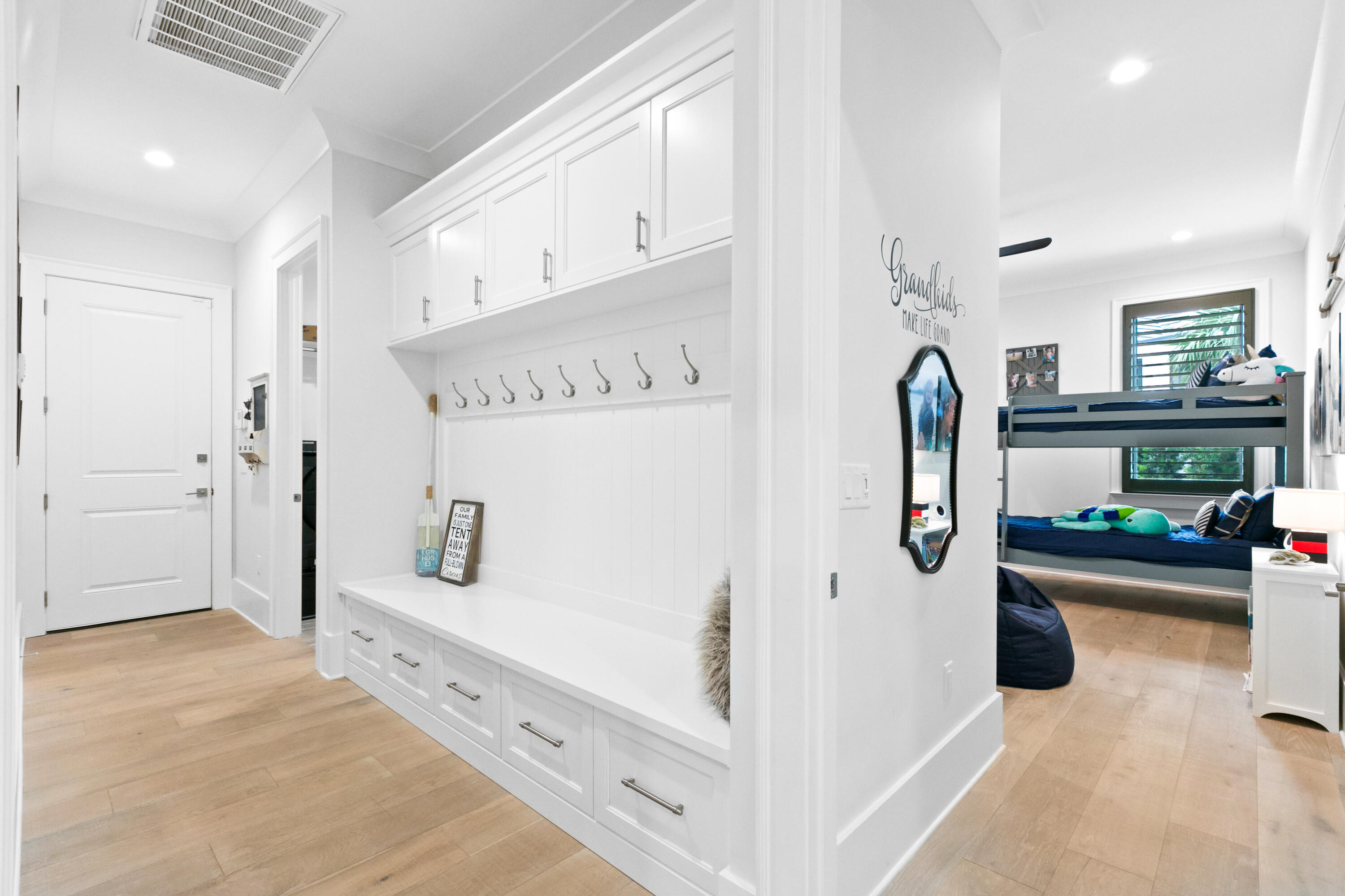 BURNT PINE - Residential