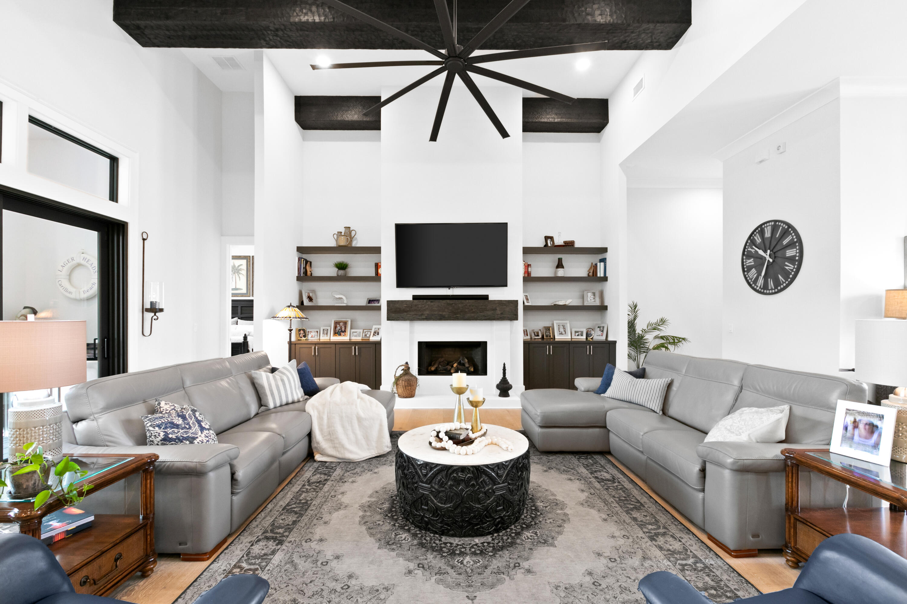 BURNT PINE - Residential