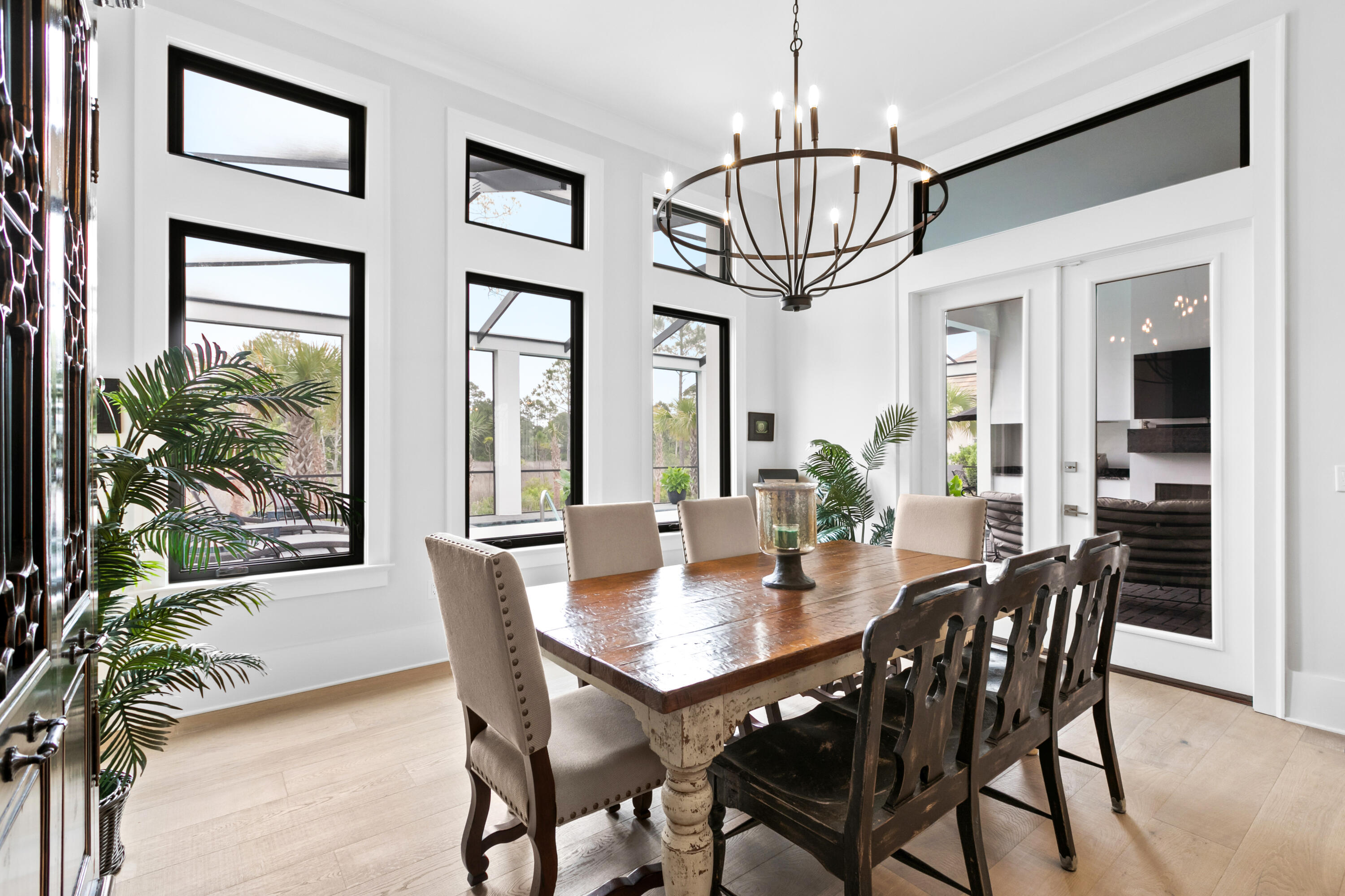 BURNT PINE - Residential