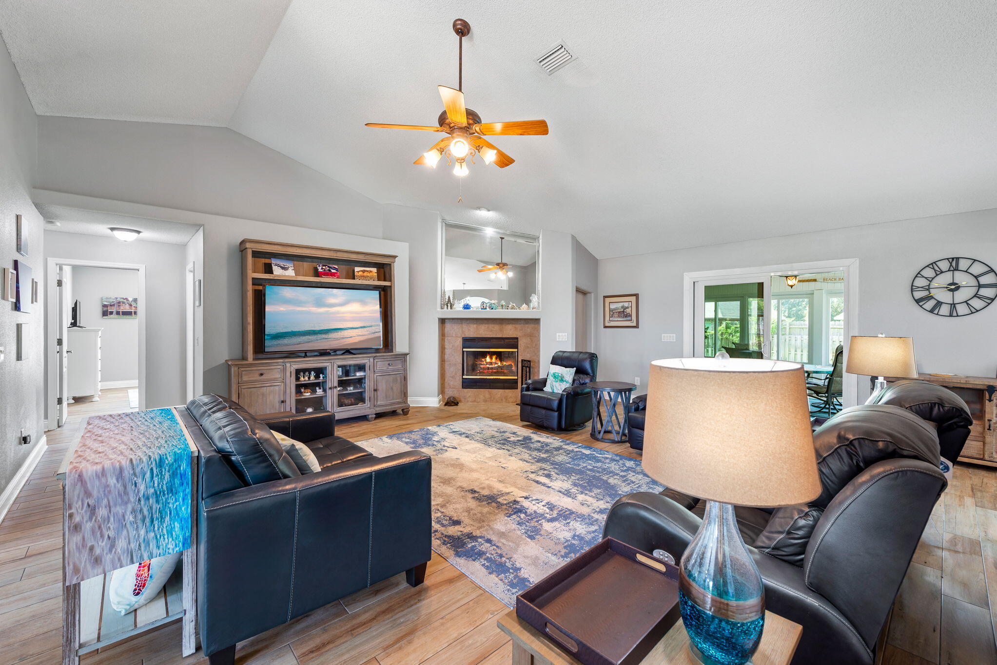 WOODLAWN HEIGHTS - Residential