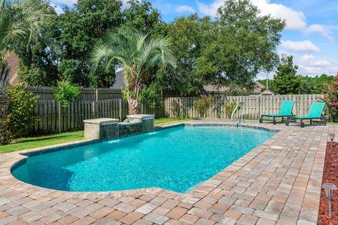Photo of 1530 Woodlawn Way, Gulf Breeze, FL 32563 (MLS # 981539) Photo of 1530 Woodlawn Way, Gulf Breeze, FL 32563 (MLS # 981539)