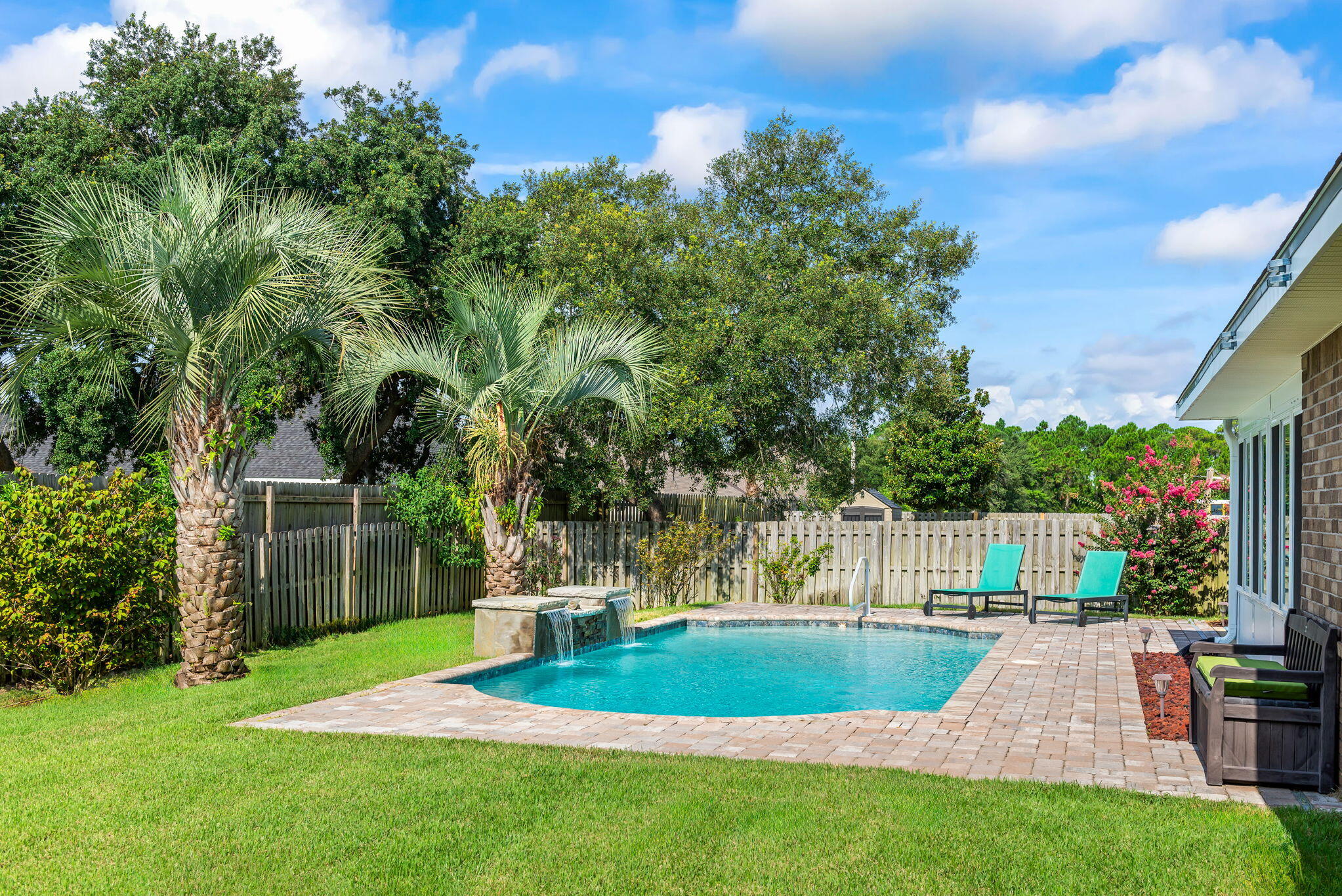 WOODLAWN HEIGHTS - Residential