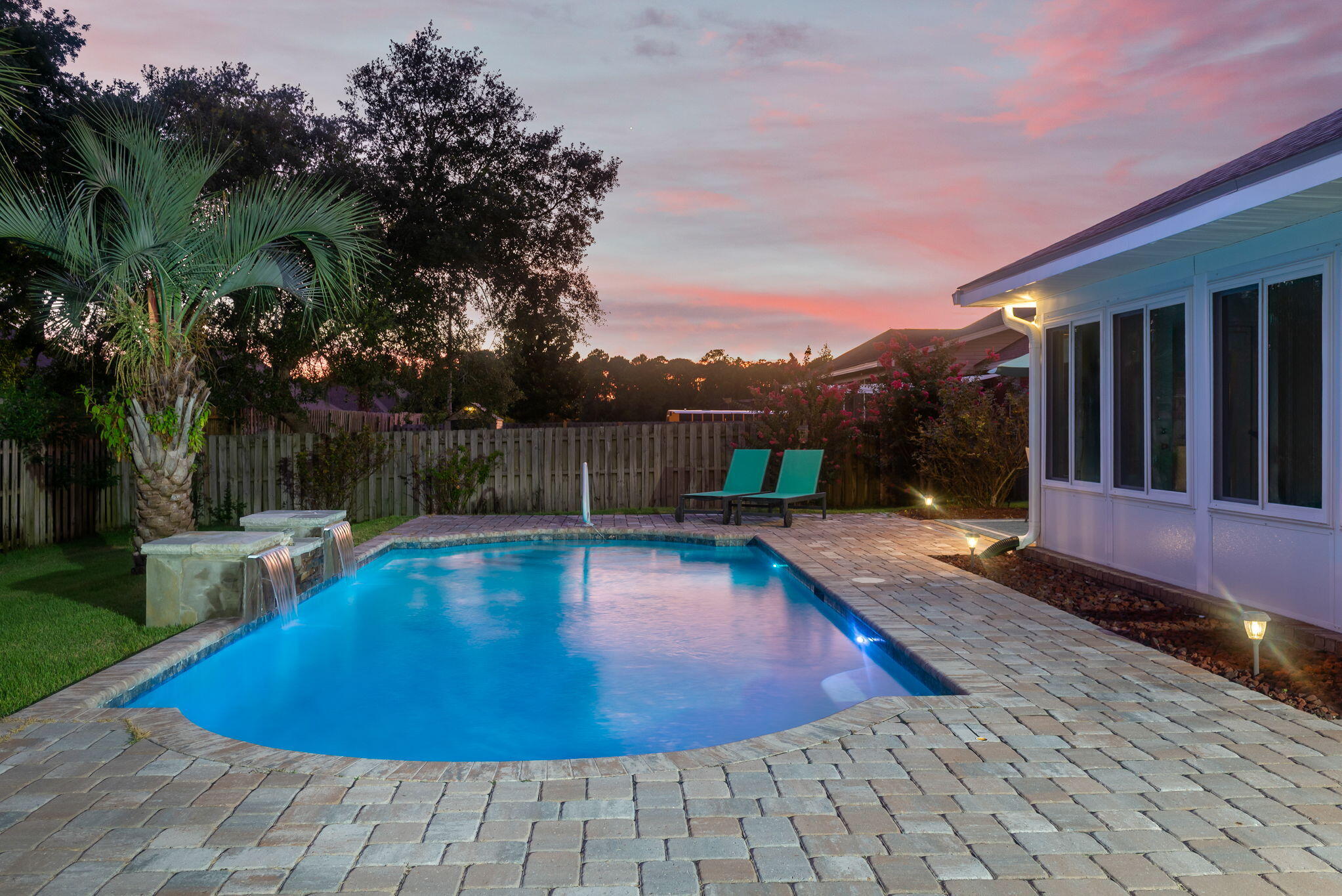 WOODLAWN HEIGHTS - Residential