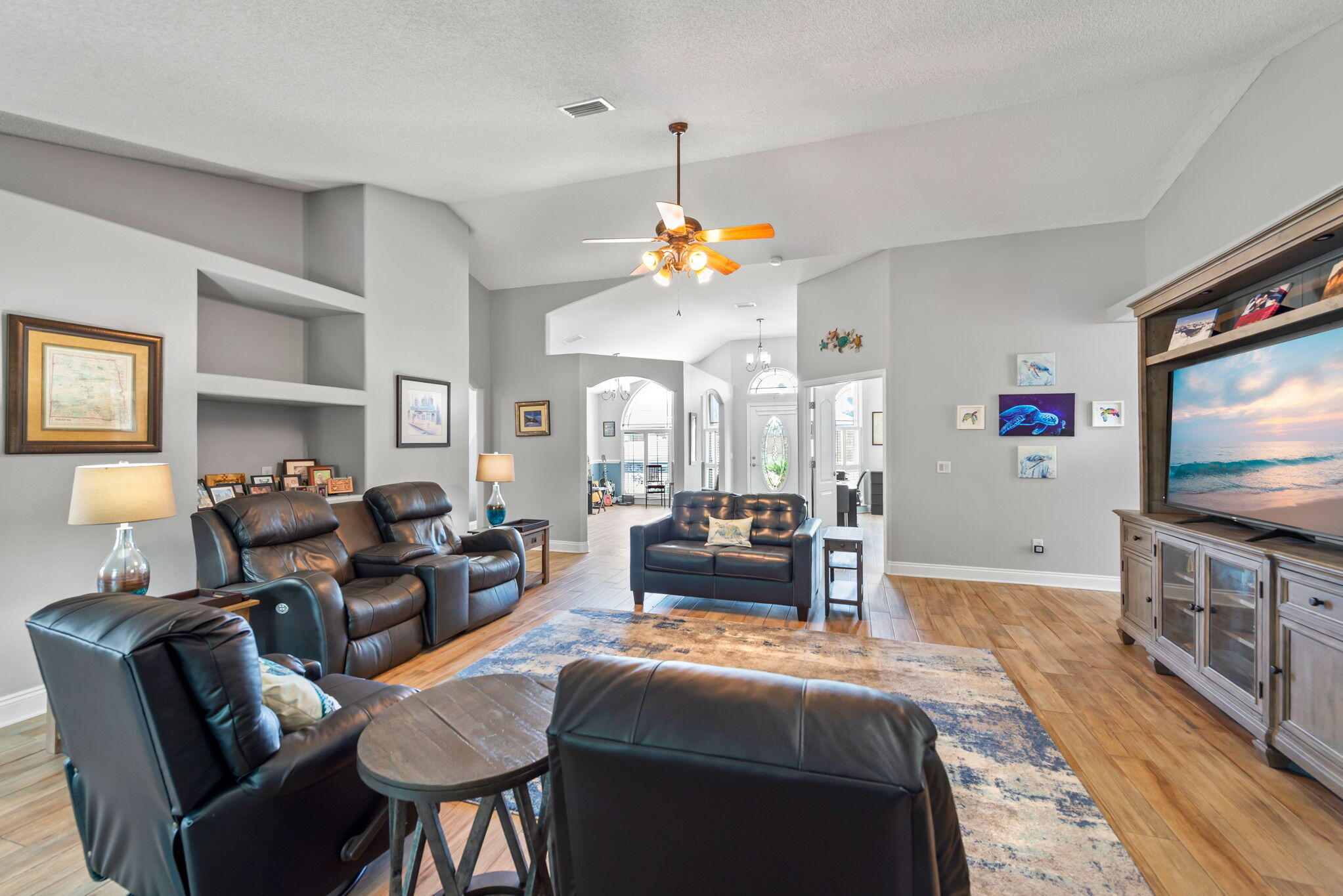 WOODLAWN HEIGHTS - Residential