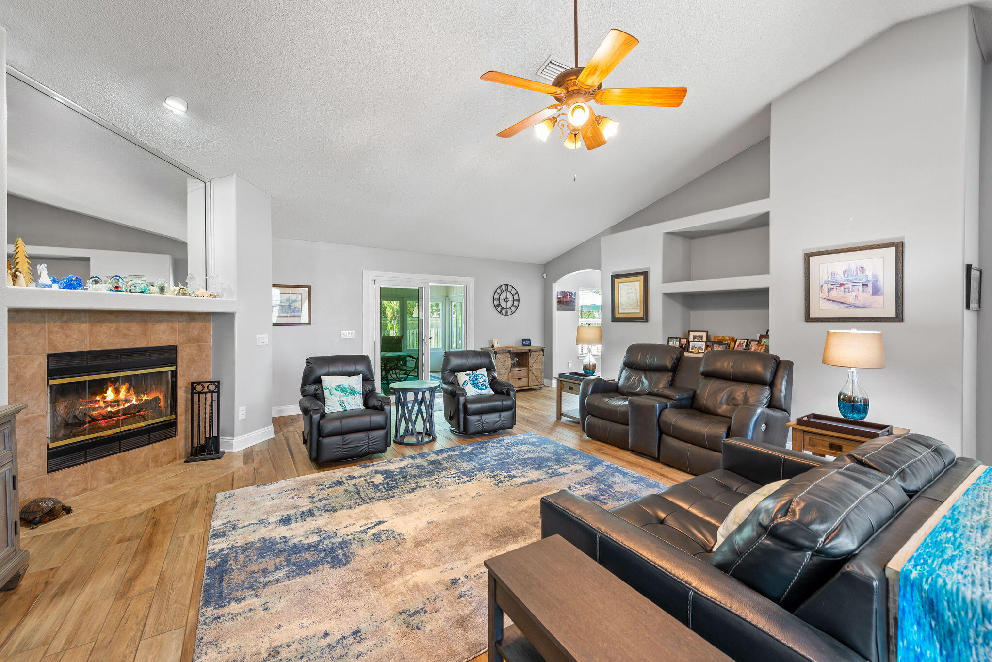 WOODLAWN HEIGHTS - Residential