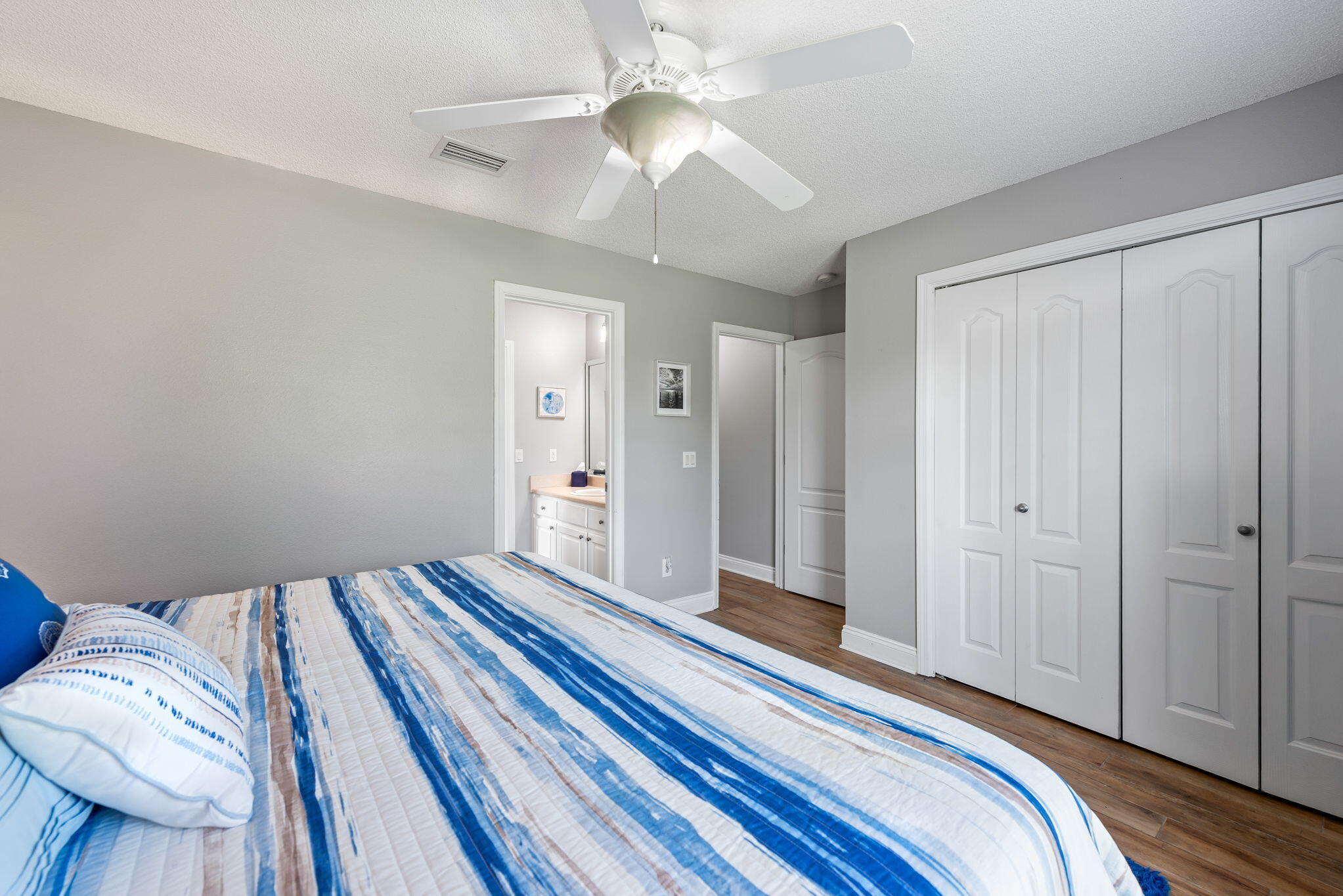 WOODLAWN HEIGHTS - Residential