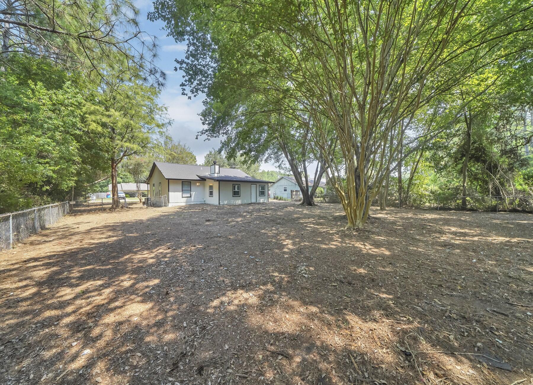 NAVARRE S/D 2ND ADDN - Residential