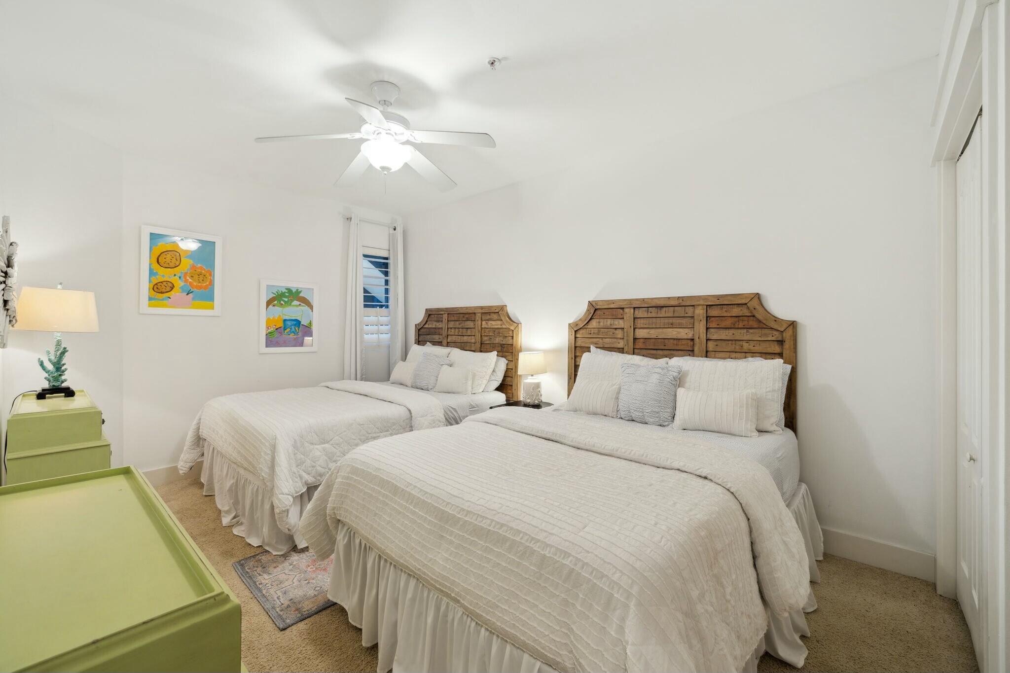 SEA VIEW VILLAS - Residential
