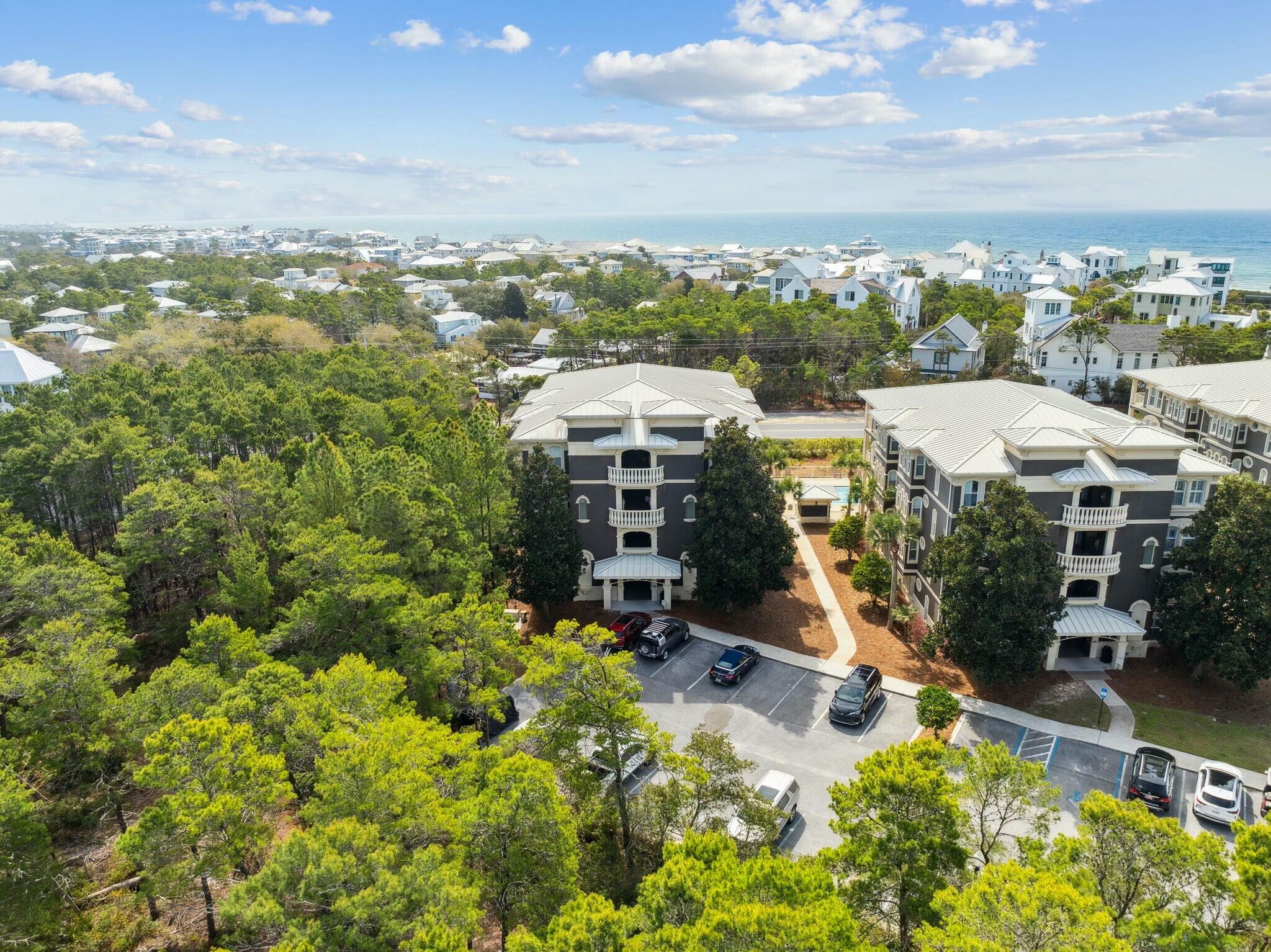 SEA VIEW VILLAS - Residential