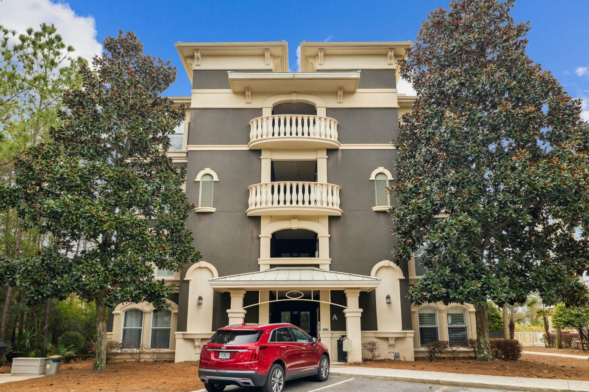 SEA VIEW VILLAS - Residential