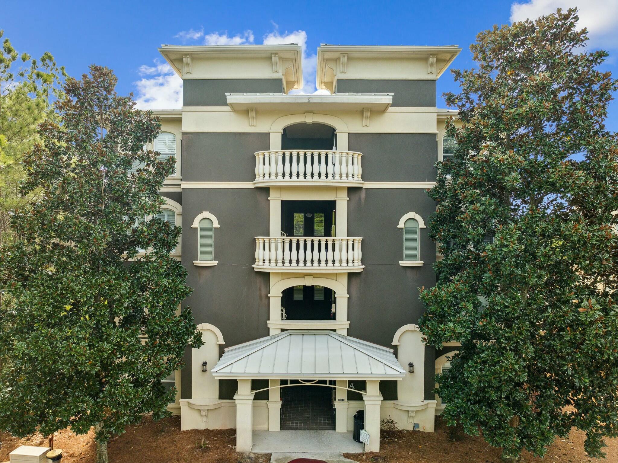 SEA VIEW VILLAS - Residential