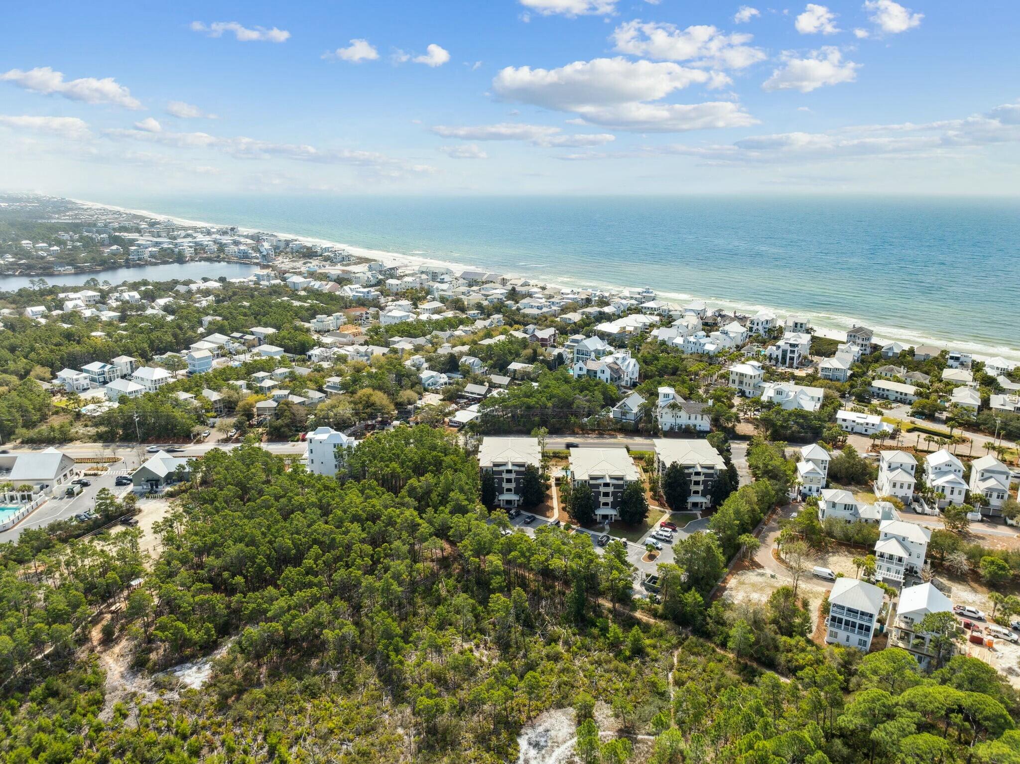 SEA VIEW VILLAS - Residential